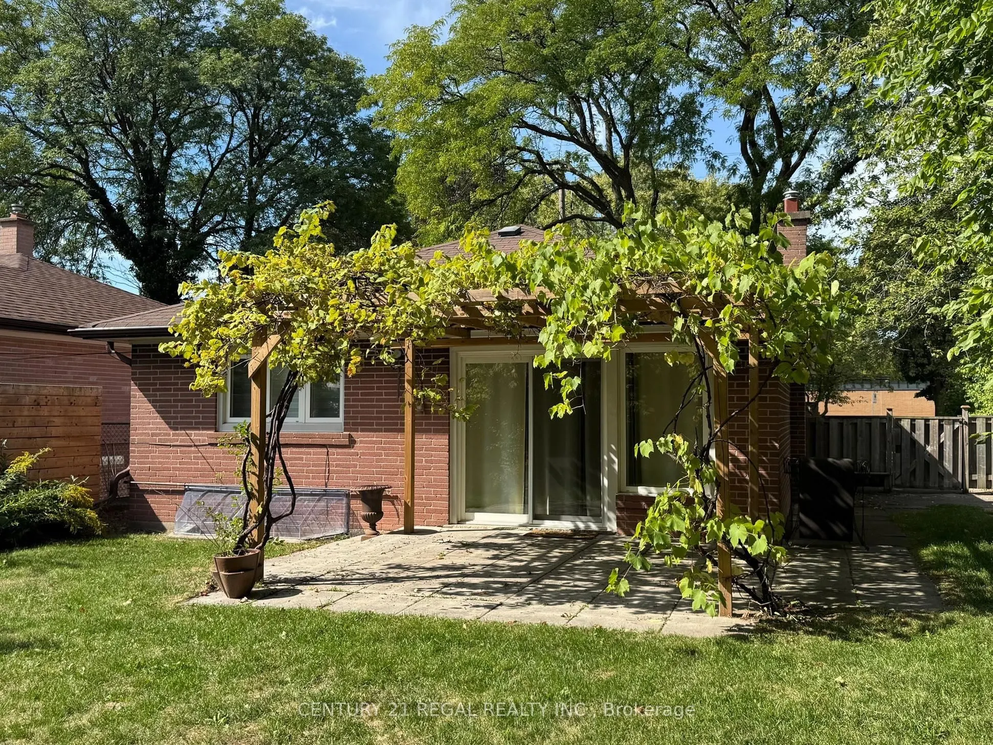 25 Evermede Drive
