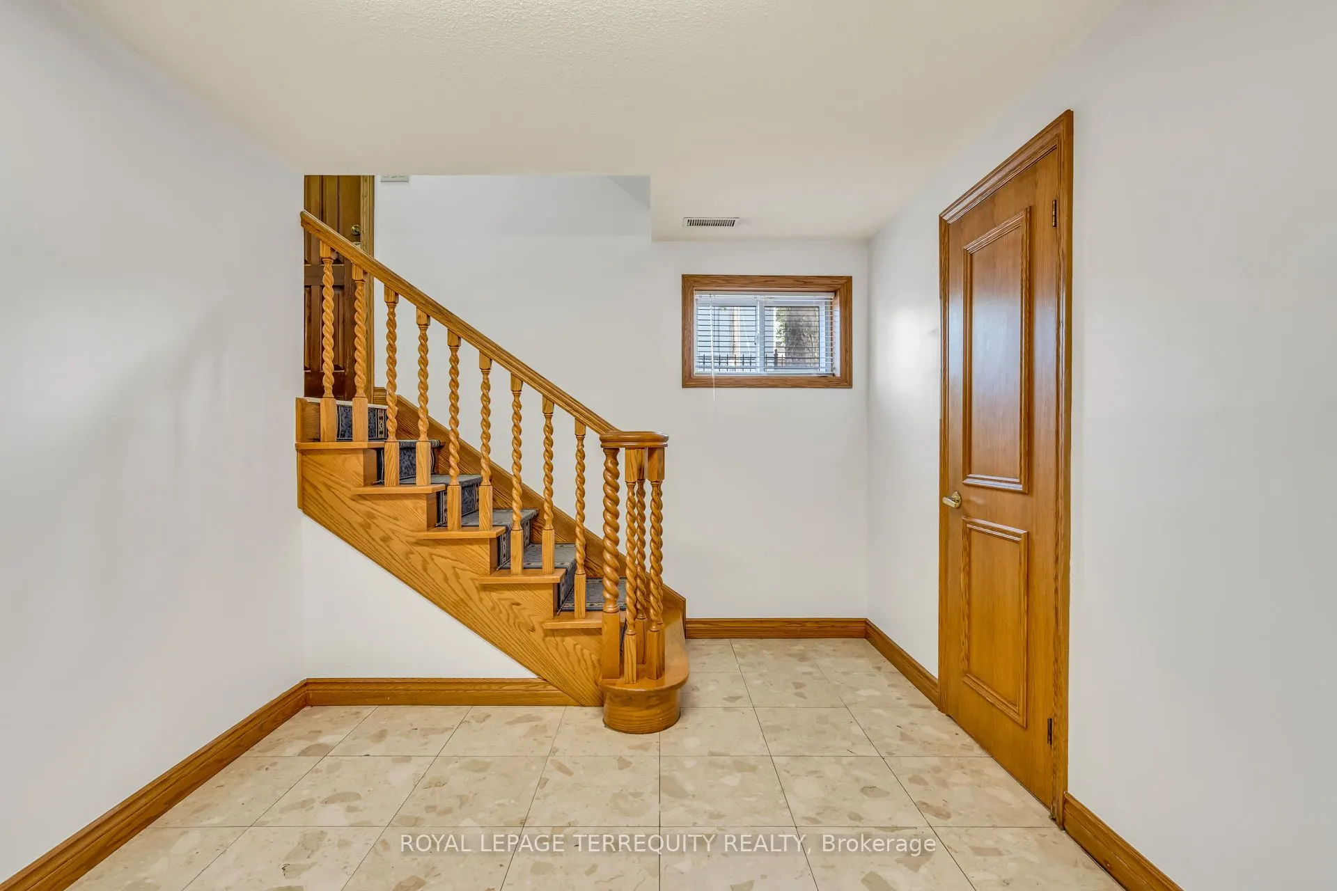 531 Lauder Avenue E