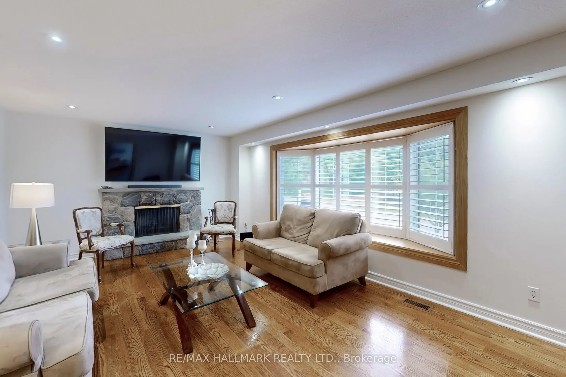 2 Butterfield Drive