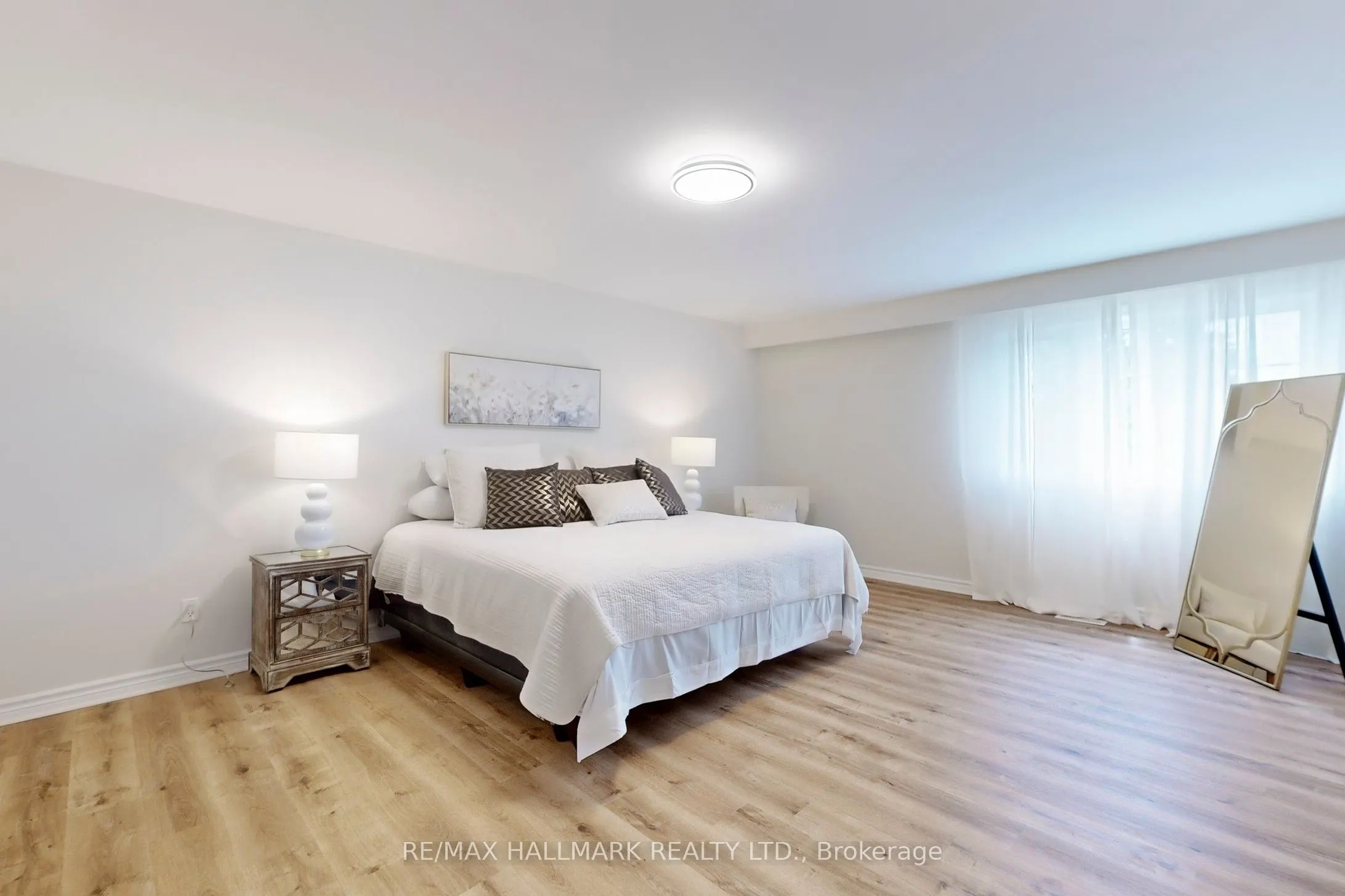 2 Butterfield Drive