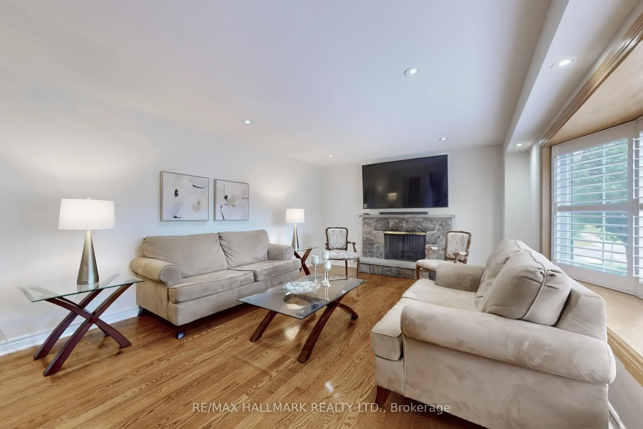 2 Butterfield Drive