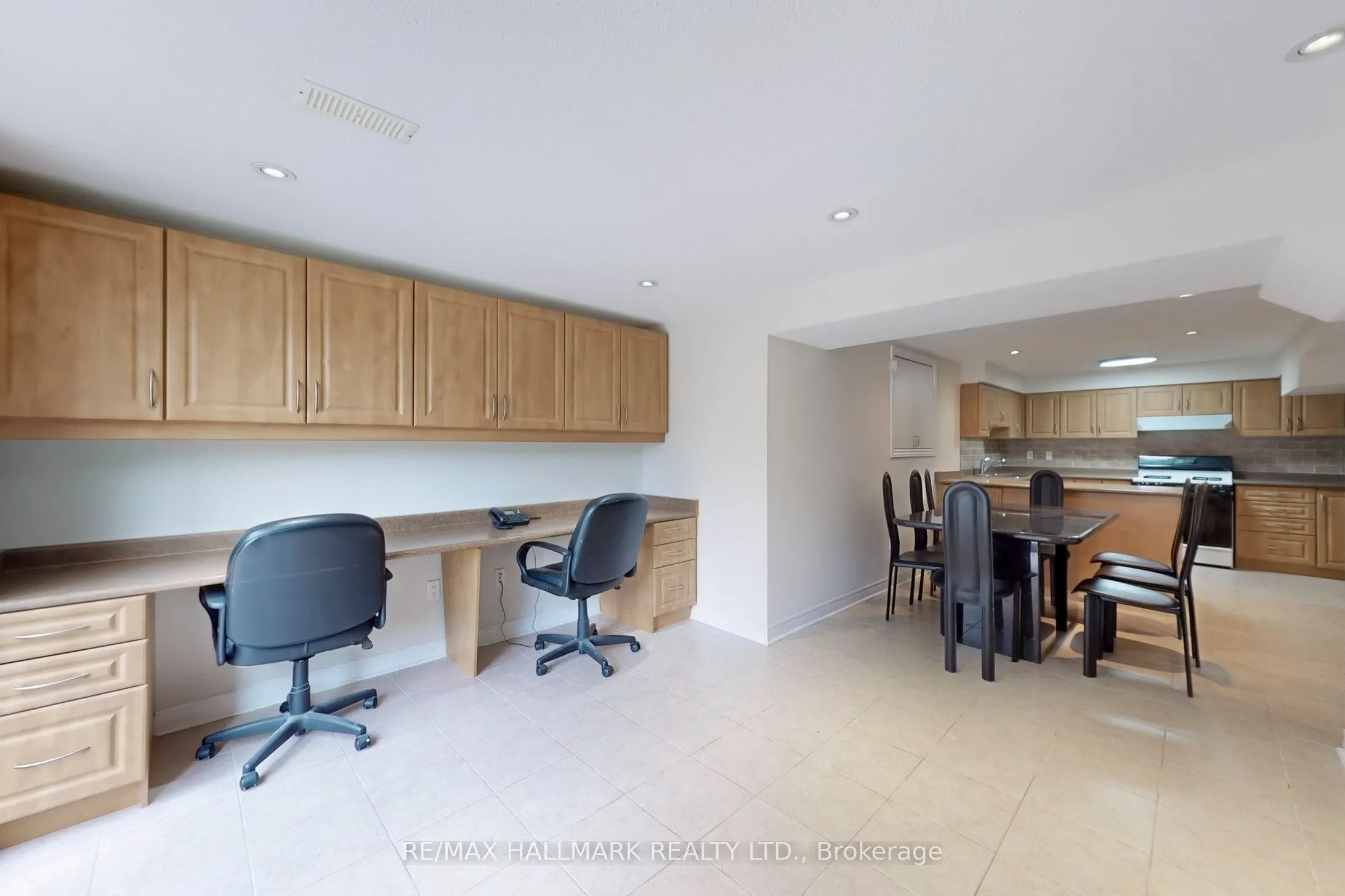 2 Butterfield Drive