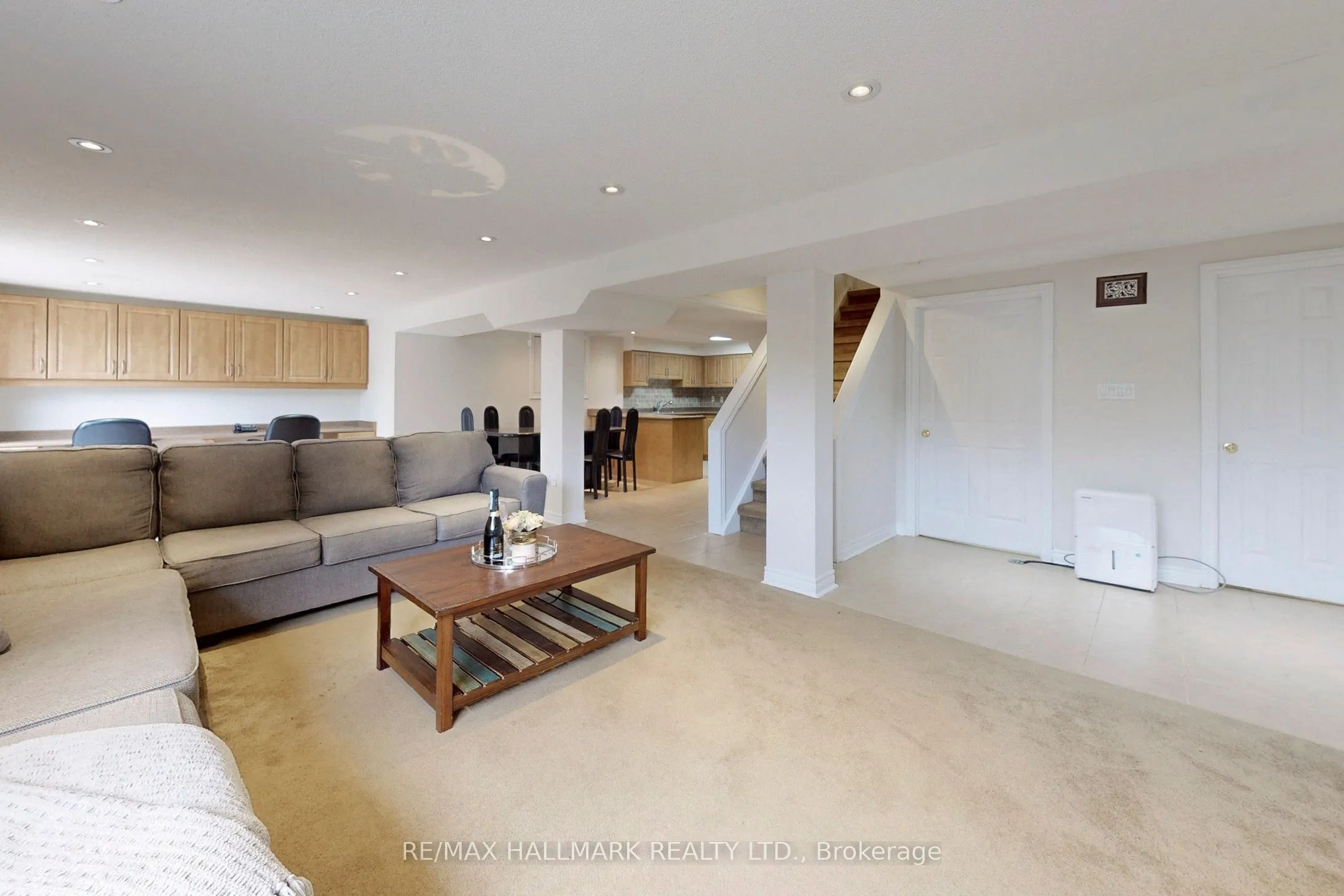 2 Butterfield Drive