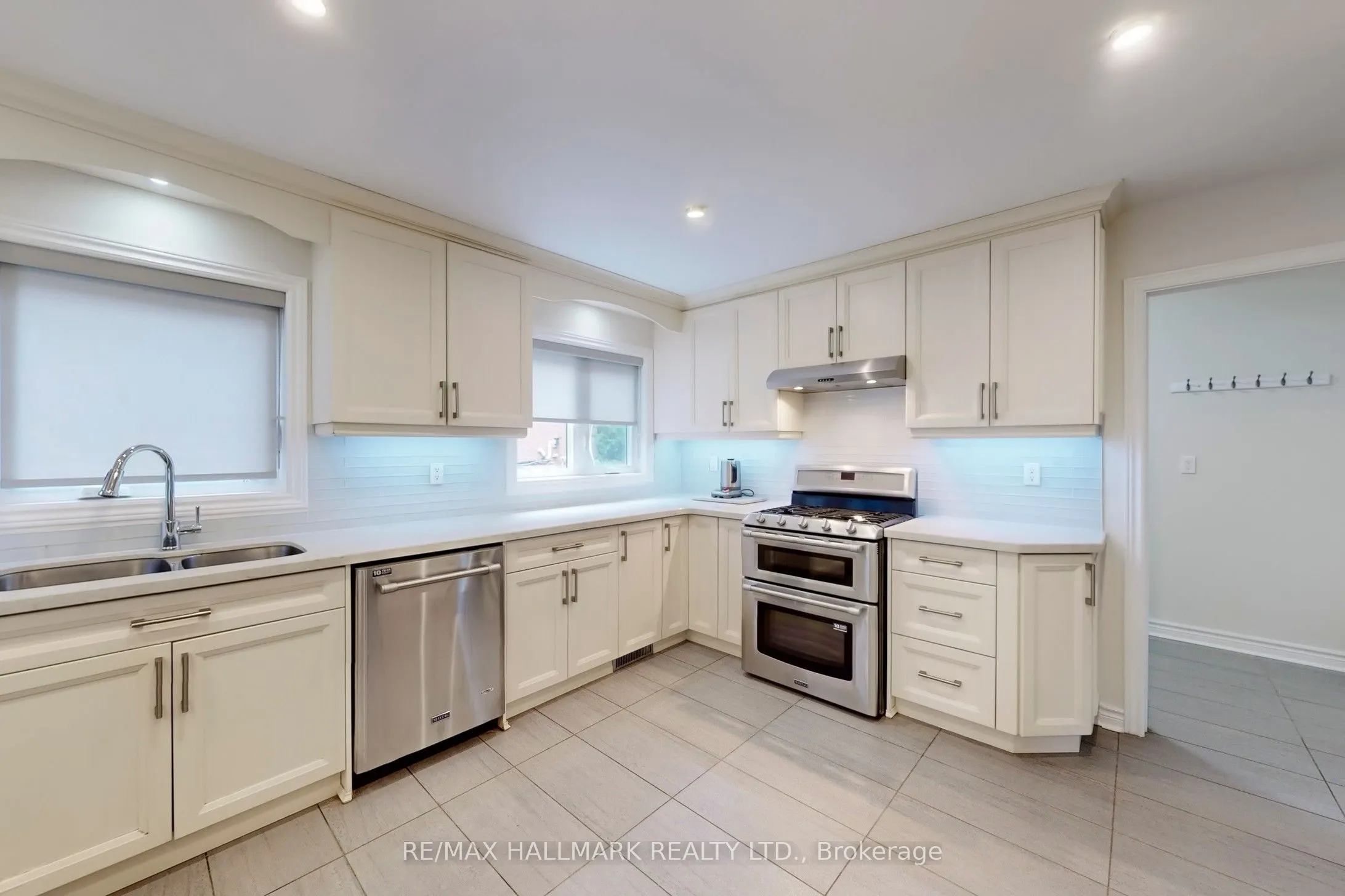 2 Butterfield Drive