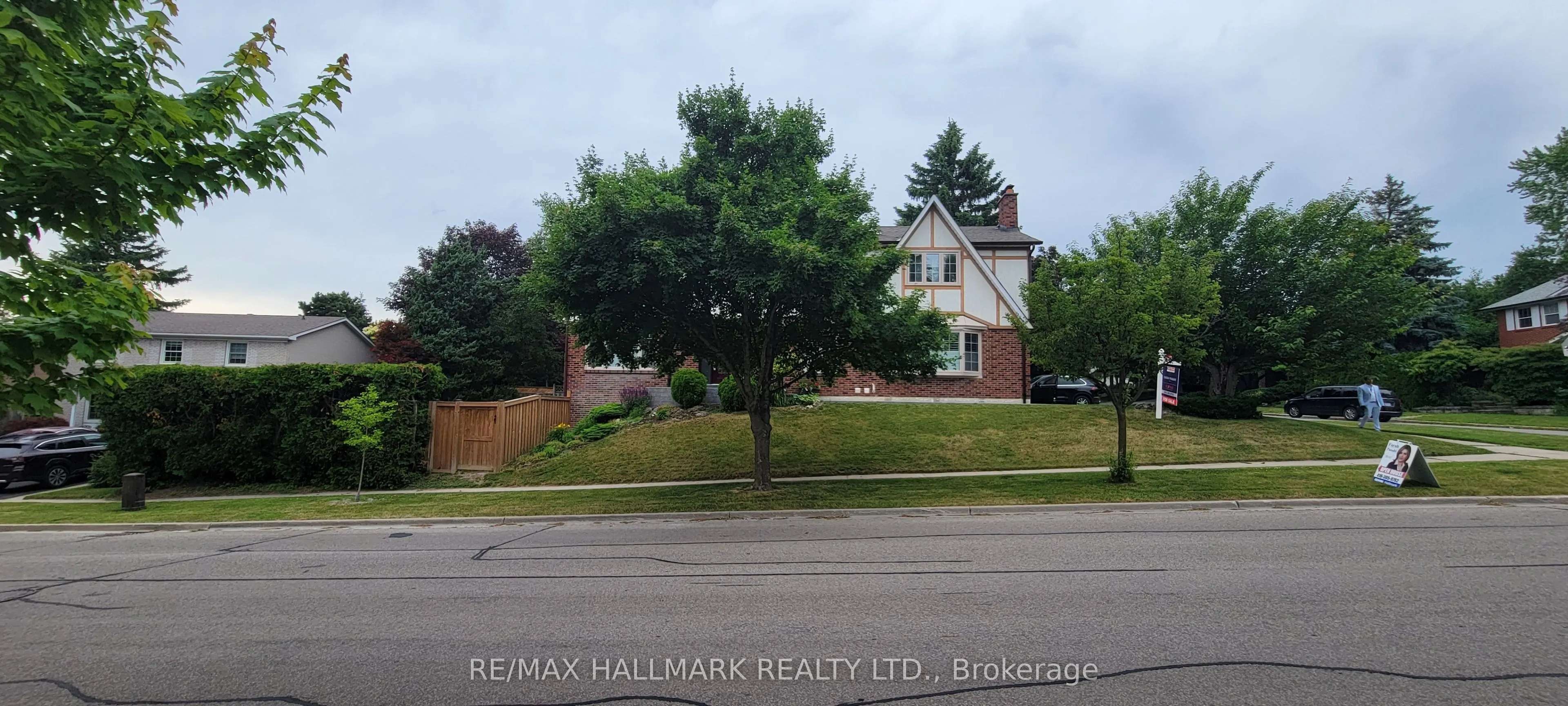 2 Butterfield Drive
