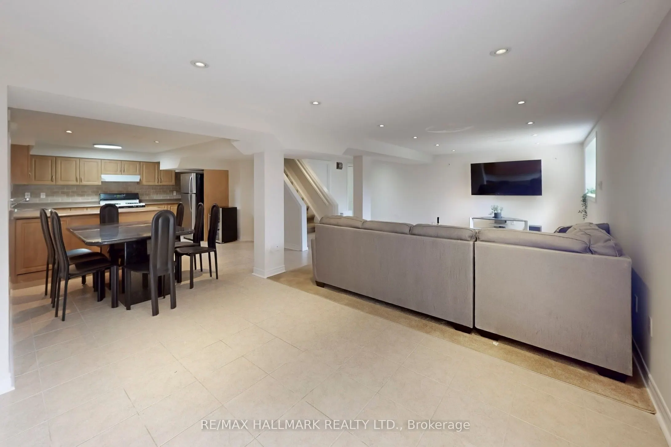 2 Butterfield Drive