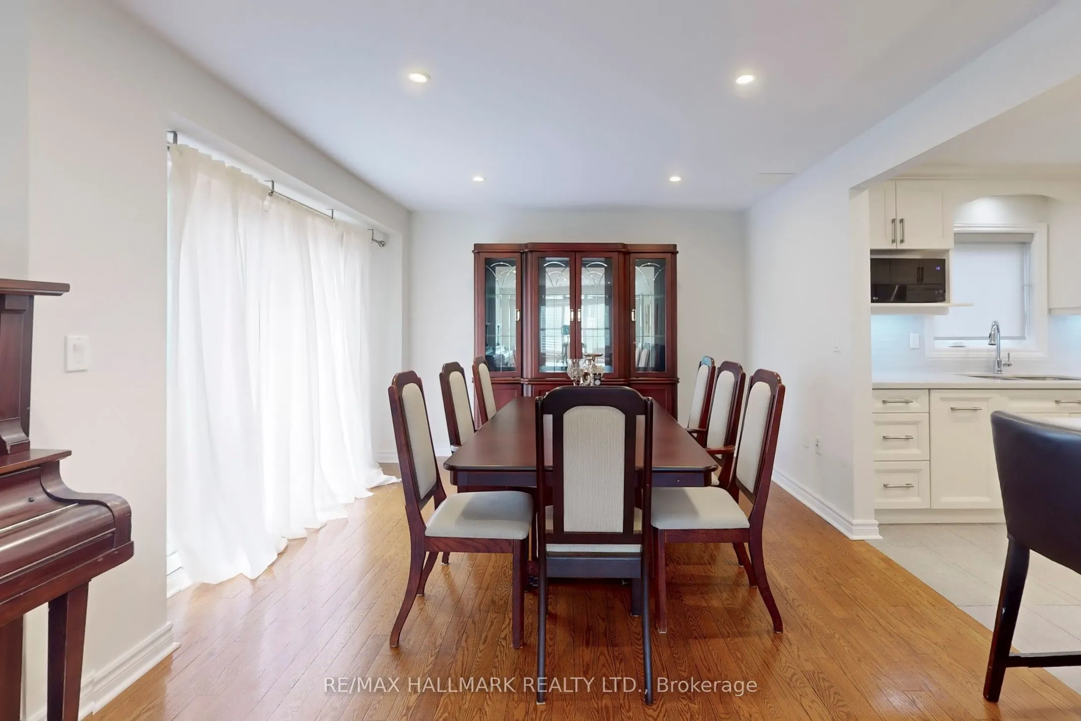 2 Butterfield Drive