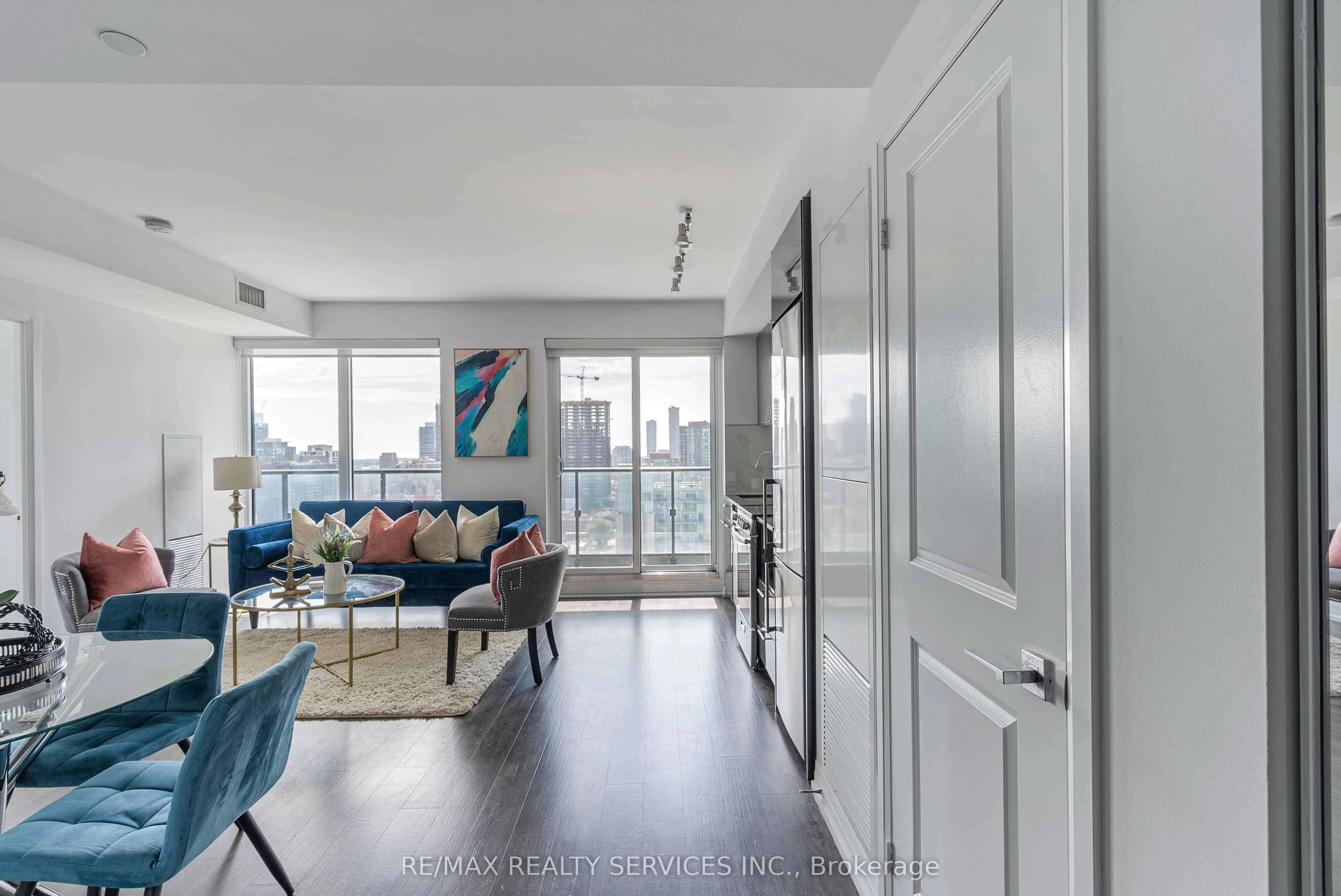 251 Jarvis Street, #11