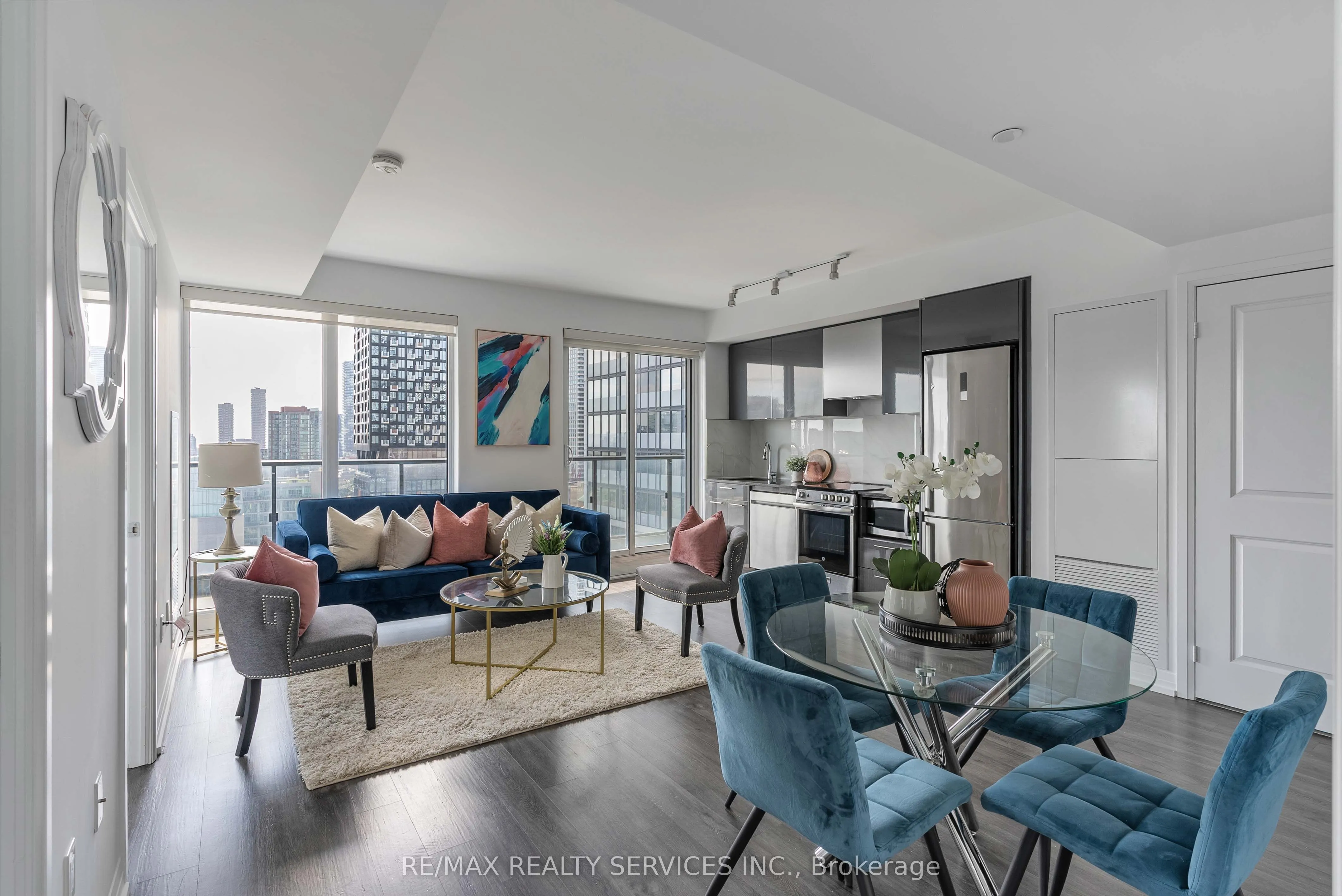 251 Jarvis Street, #11
