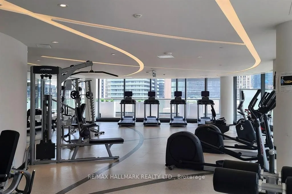 11 Wellesley Street W, #3909