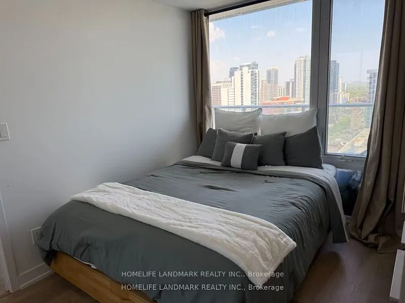 501 Yonge Street, #2208