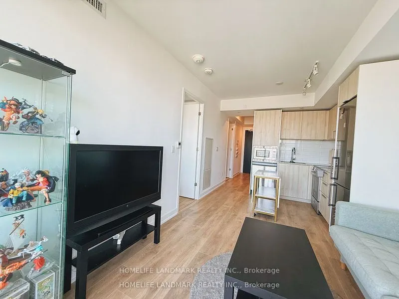 501 Yonge Street, #2208