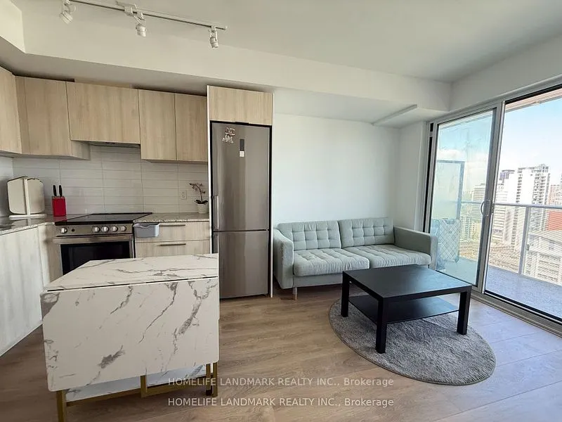 501 Yonge Street, #2208