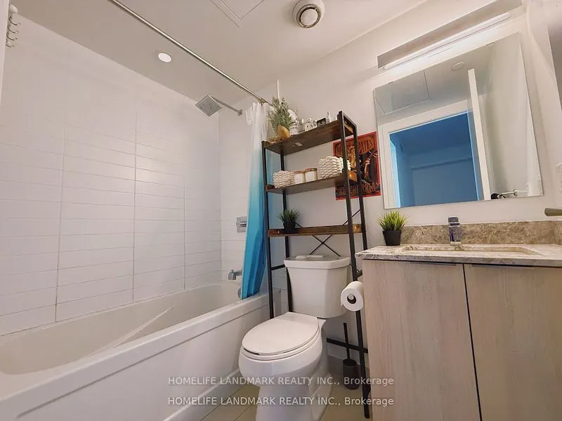 501 Yonge Street, #2208