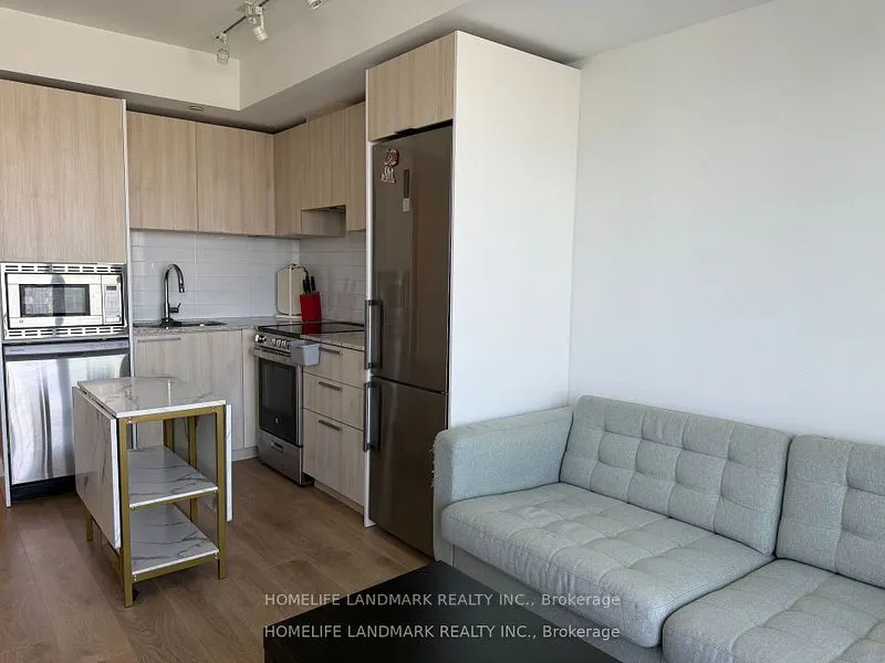 501 Yonge Street, #2208