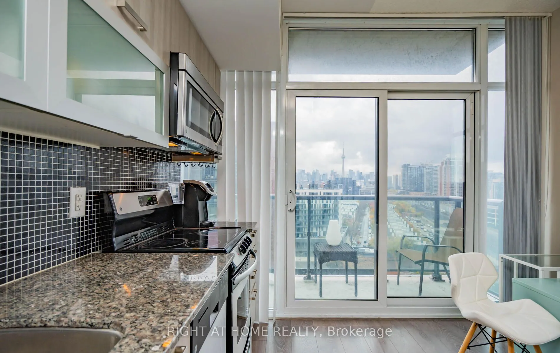 36 Lisgar Street, #1112E