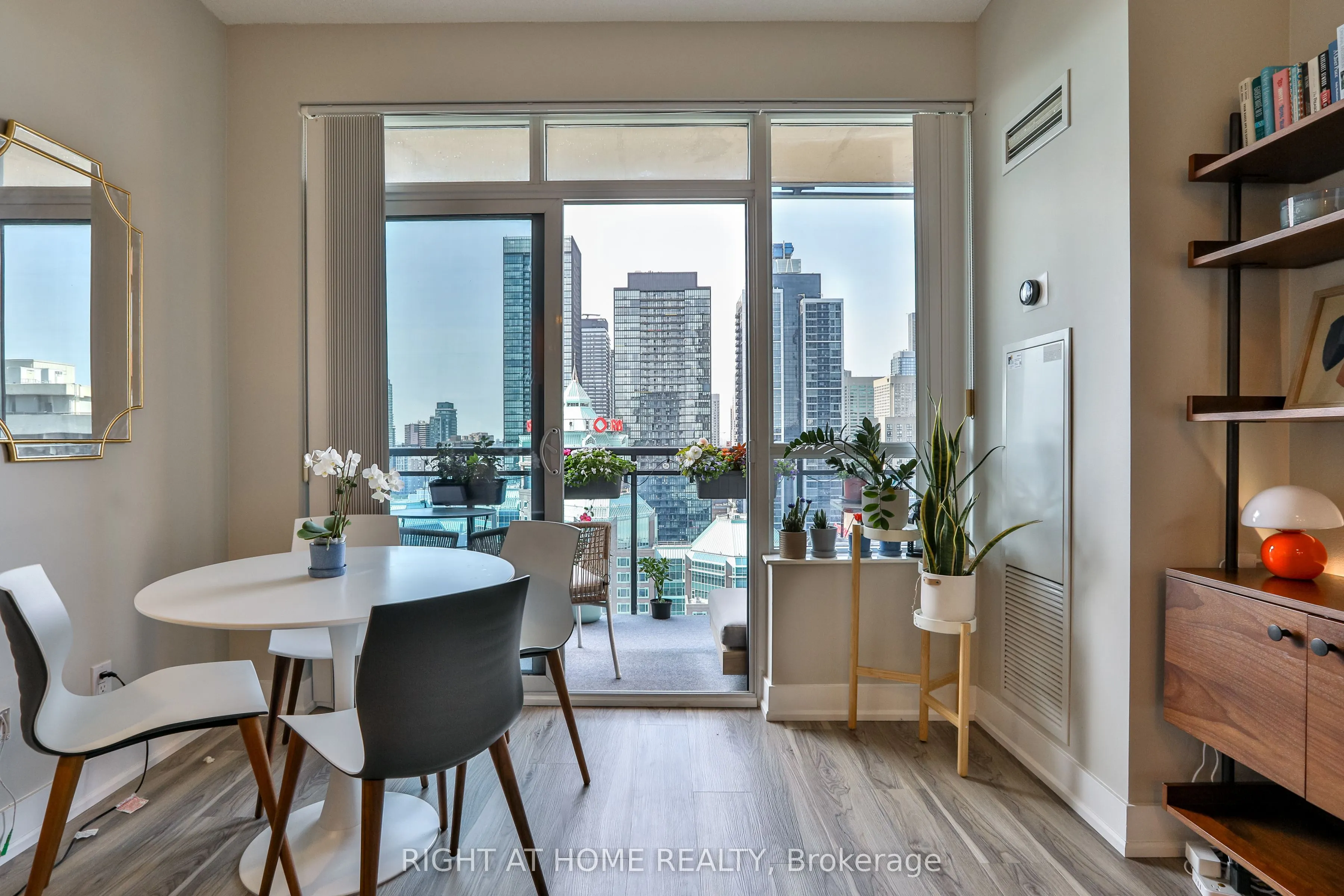28 Linden Street, #2308