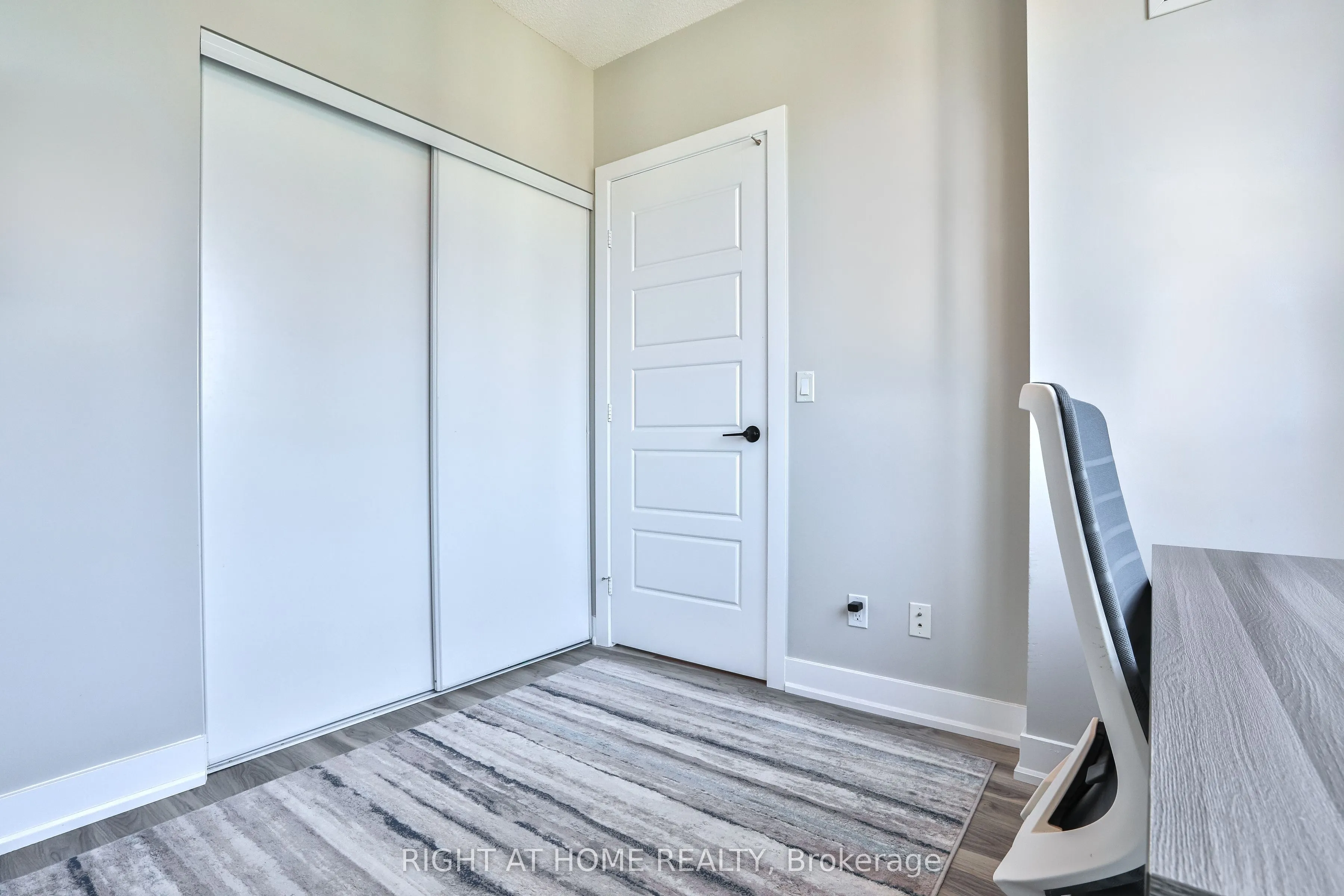 28 Linden Street, #2308