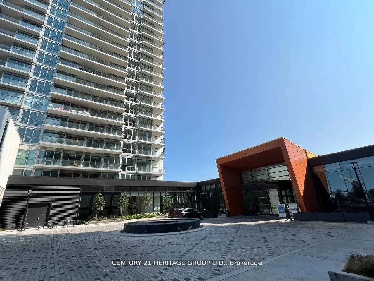 95 Mcmahon Drive, #3308