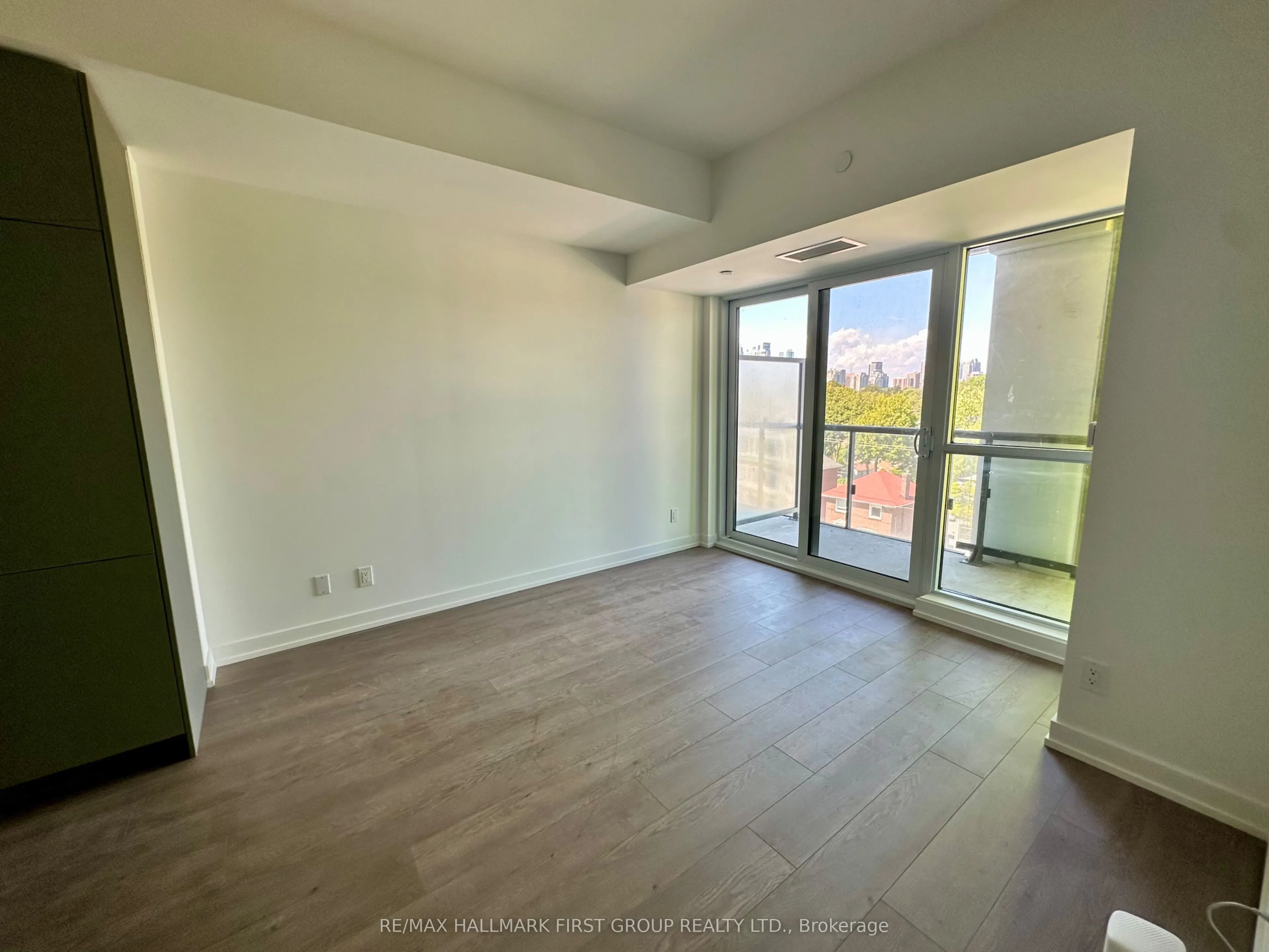 181 Sheppard Avenue E, #529