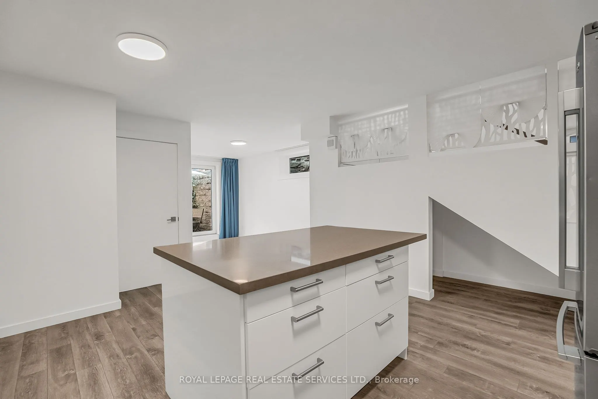 439 Winona Drive, #A