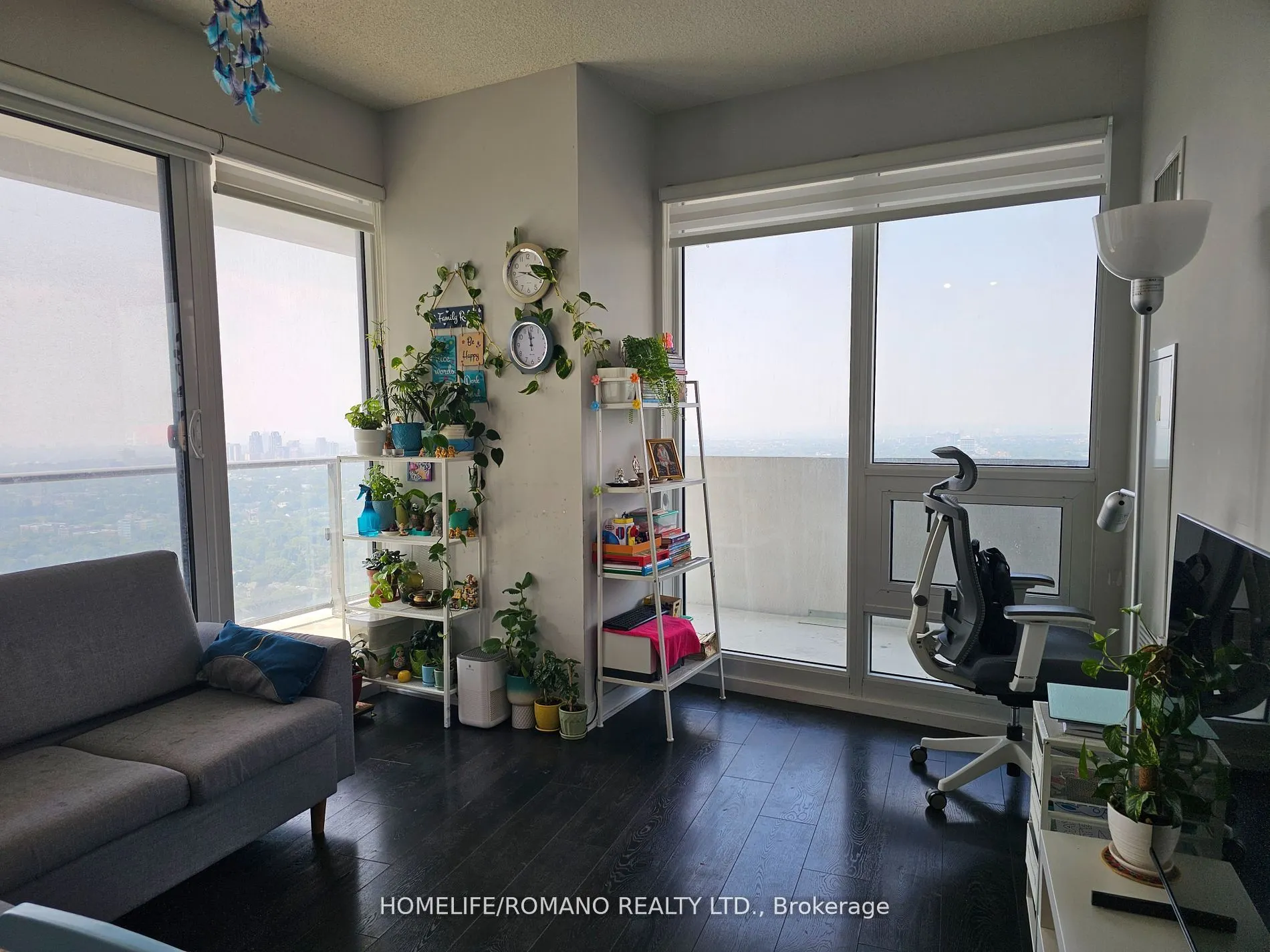2221 Yonge Street, #4008