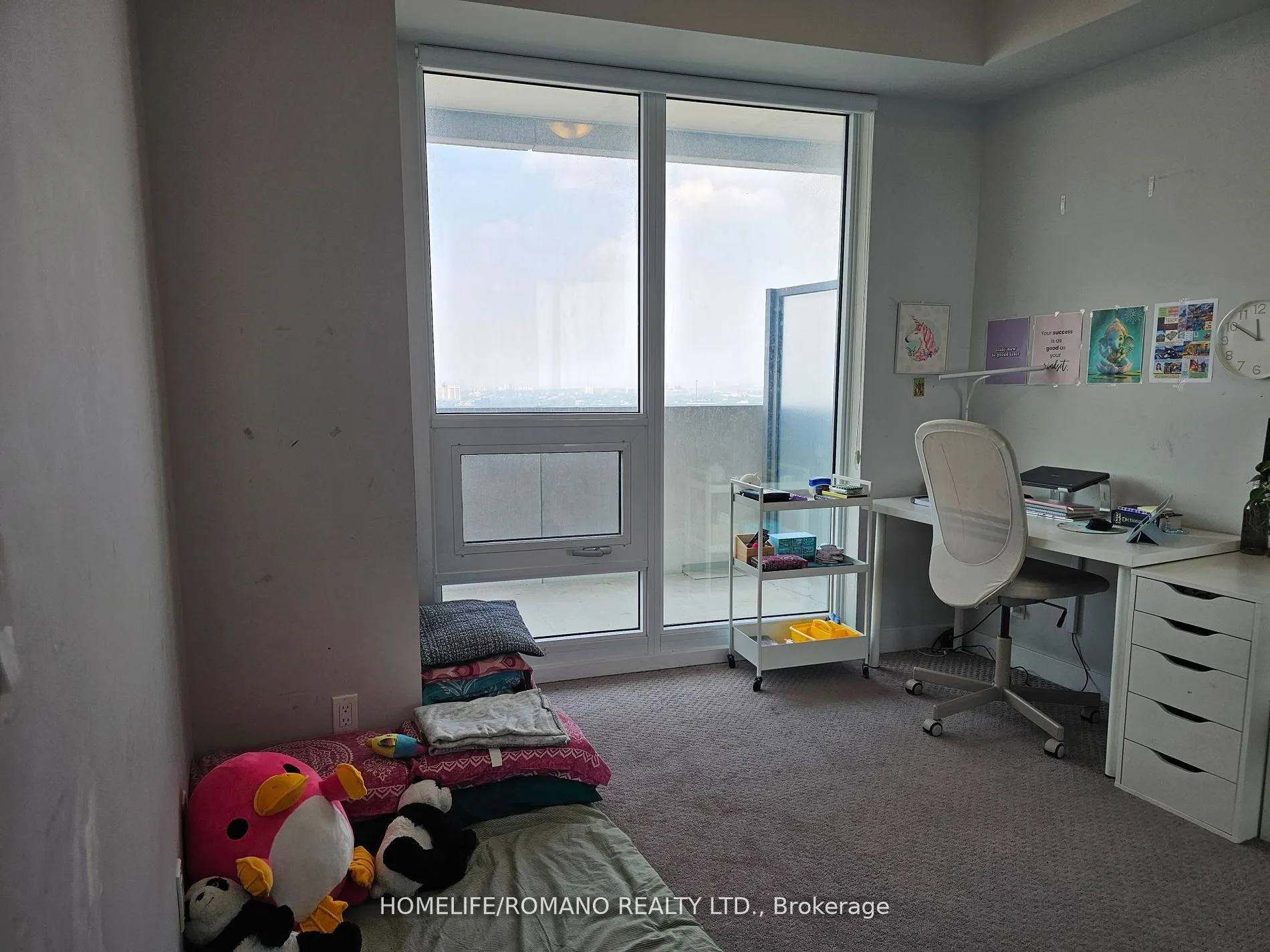 2221 Yonge Street, #4008