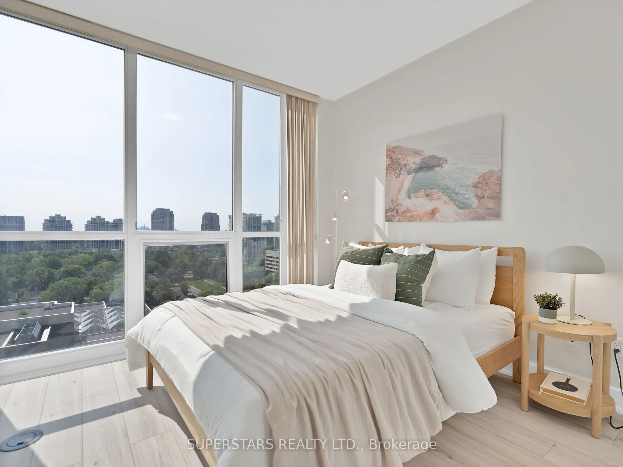 88 Sheppard Avenue E, #1802