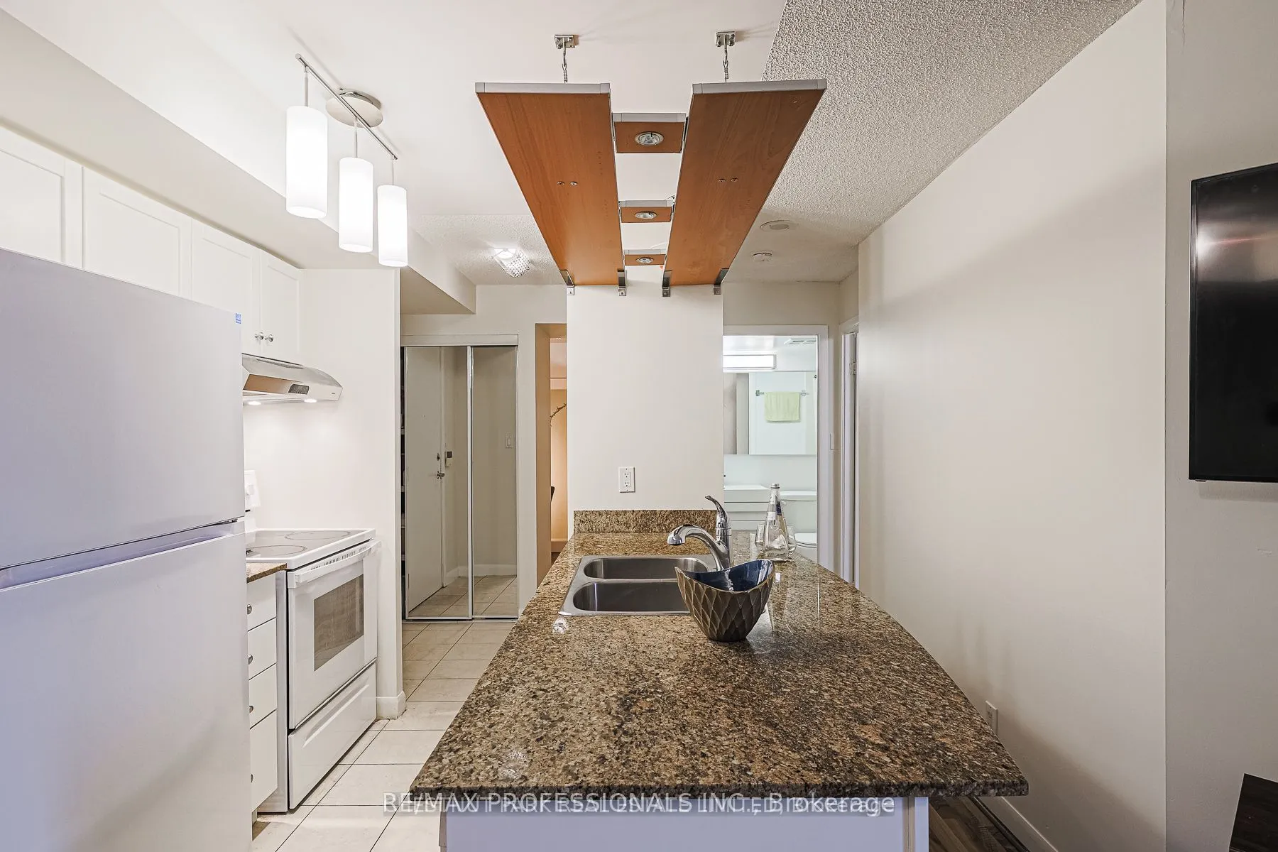 313 Richmond Street E, #953