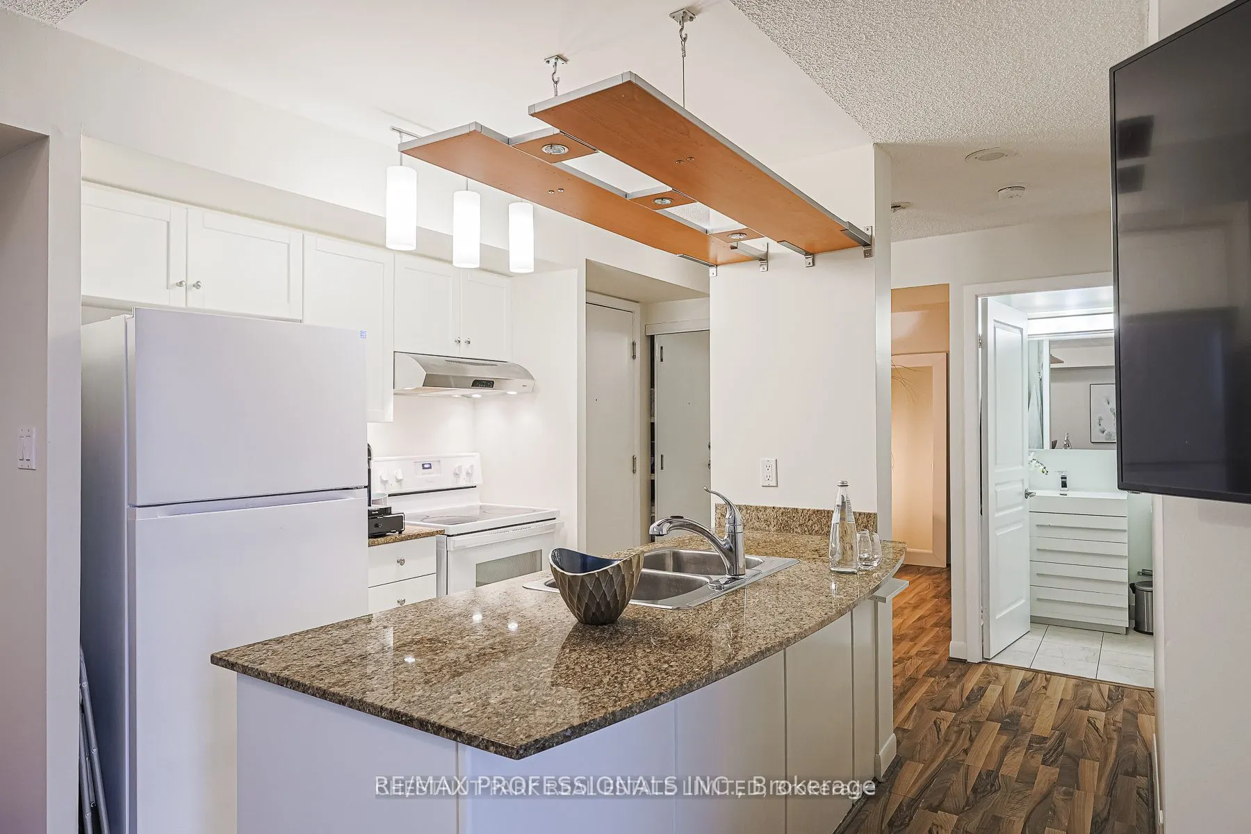 313 Richmond Street E, #953