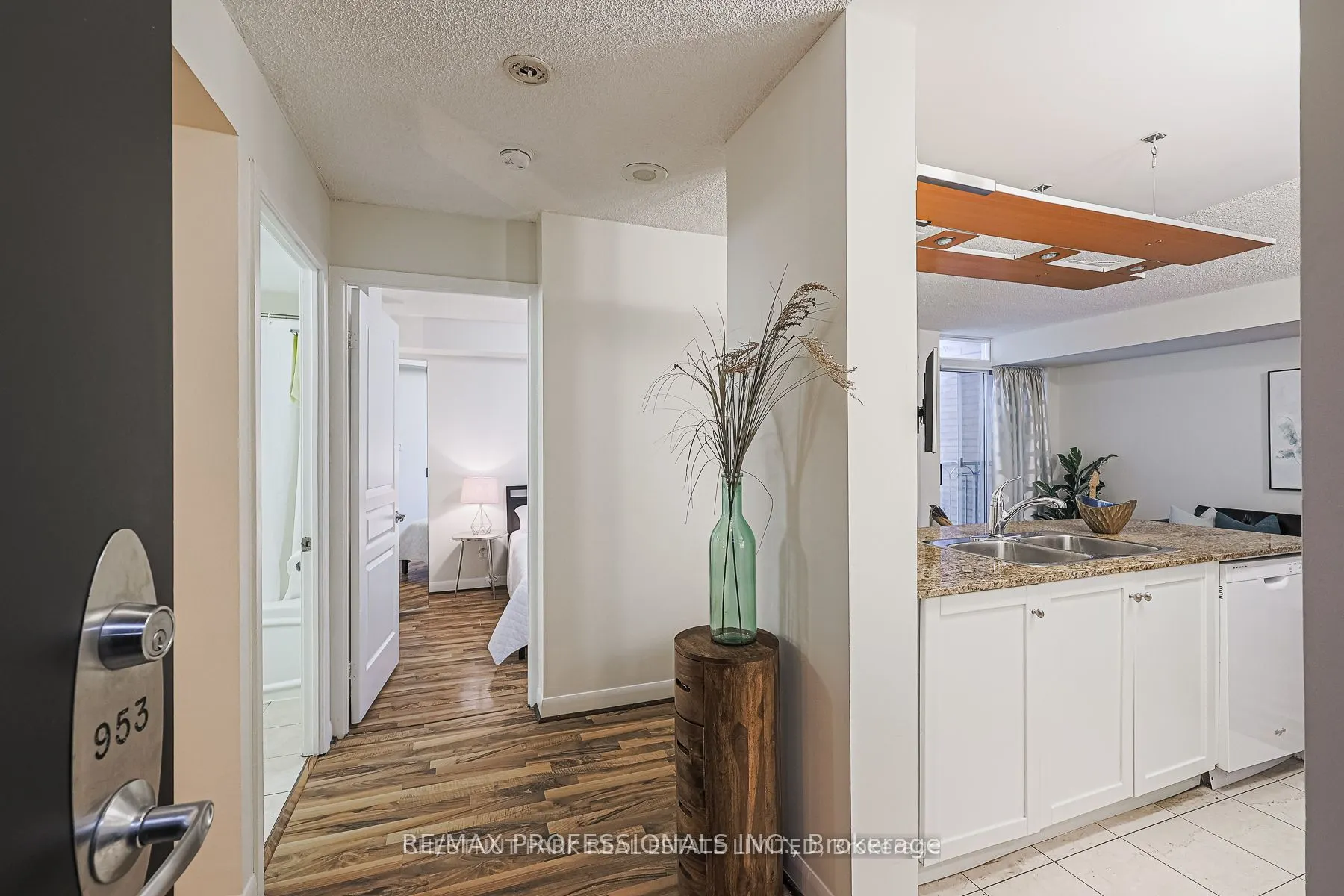 313 Richmond Street E, #953