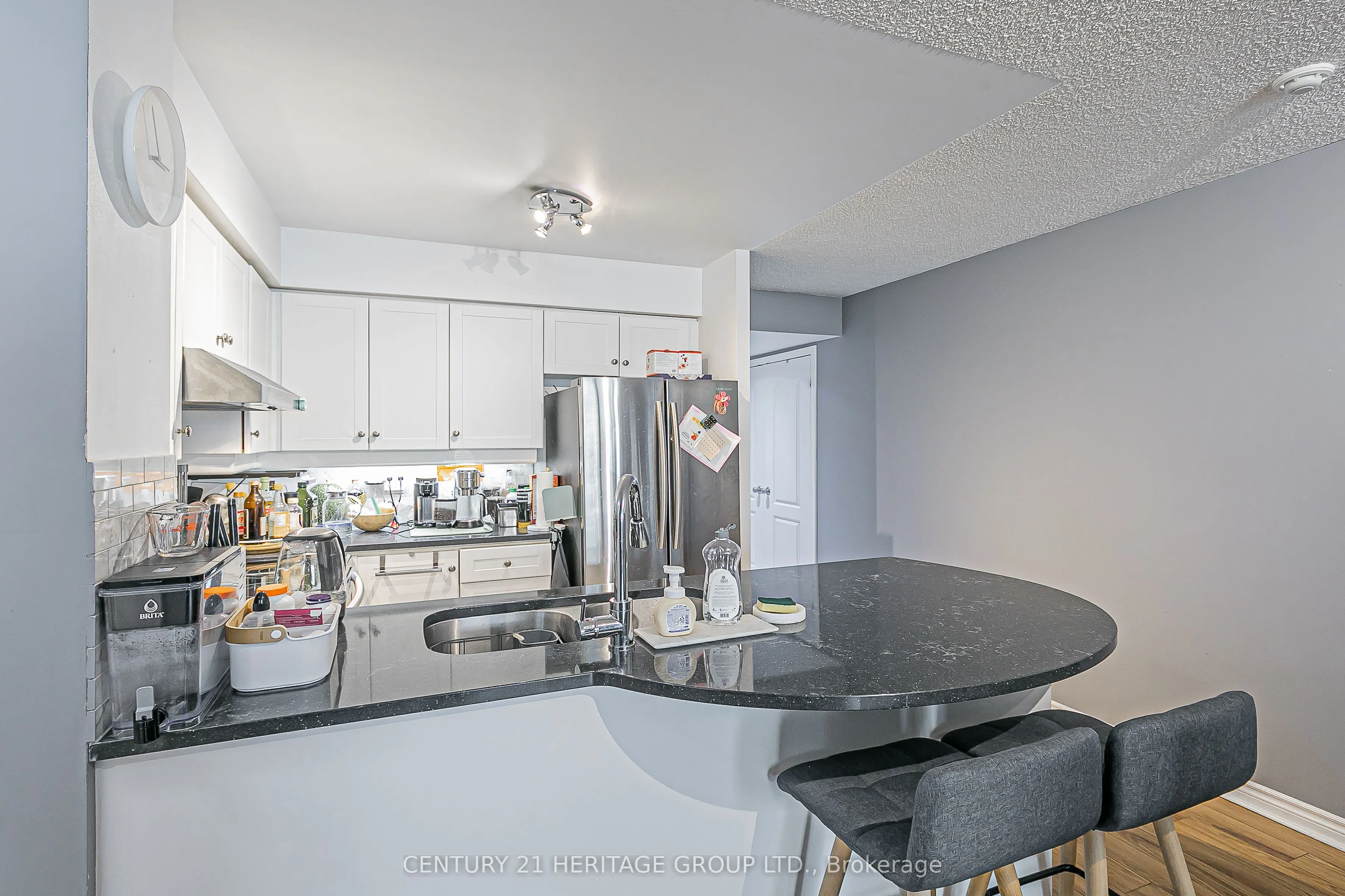 8 Rean Drive, #404