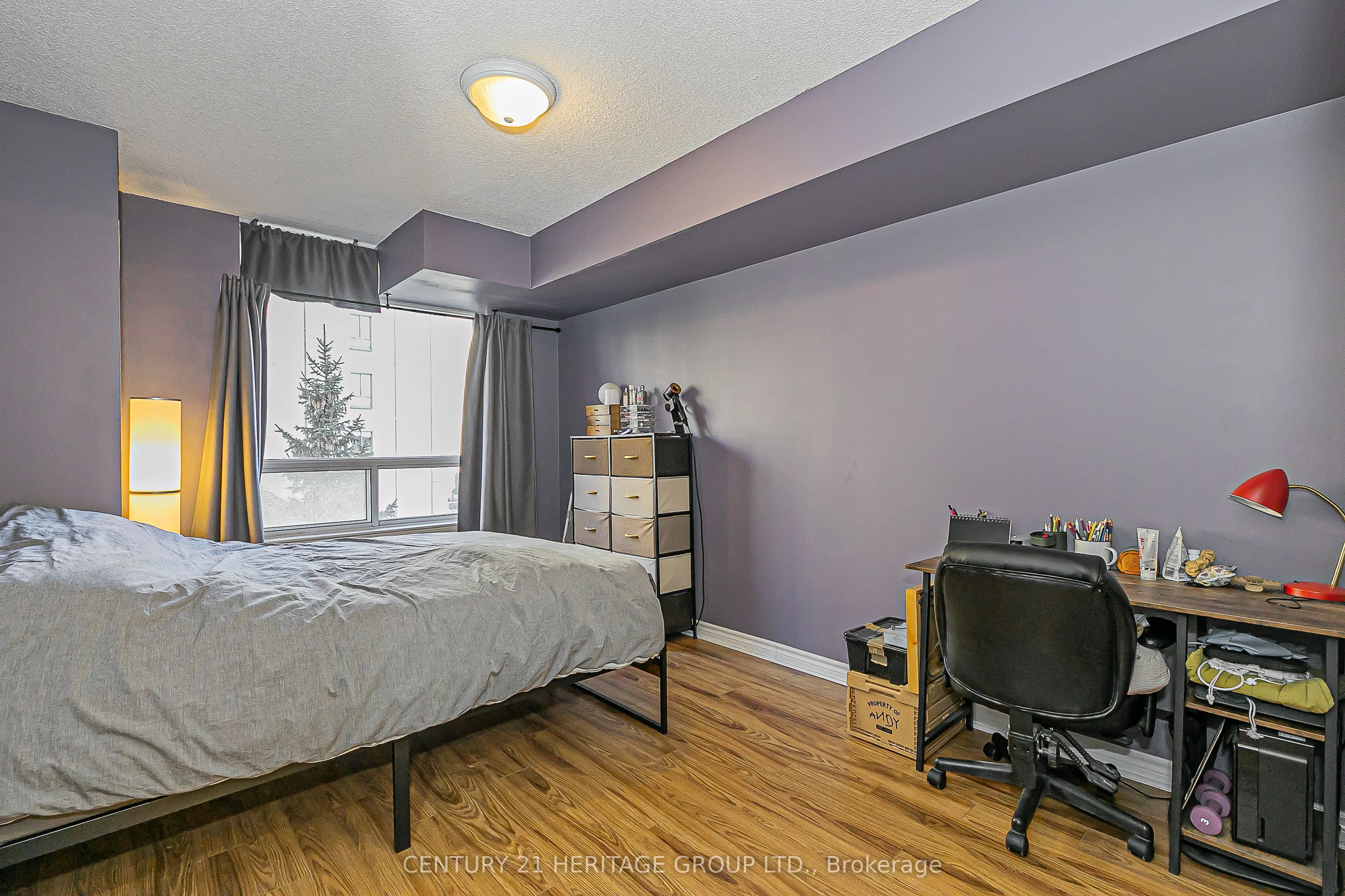 8 Rean Drive, #404