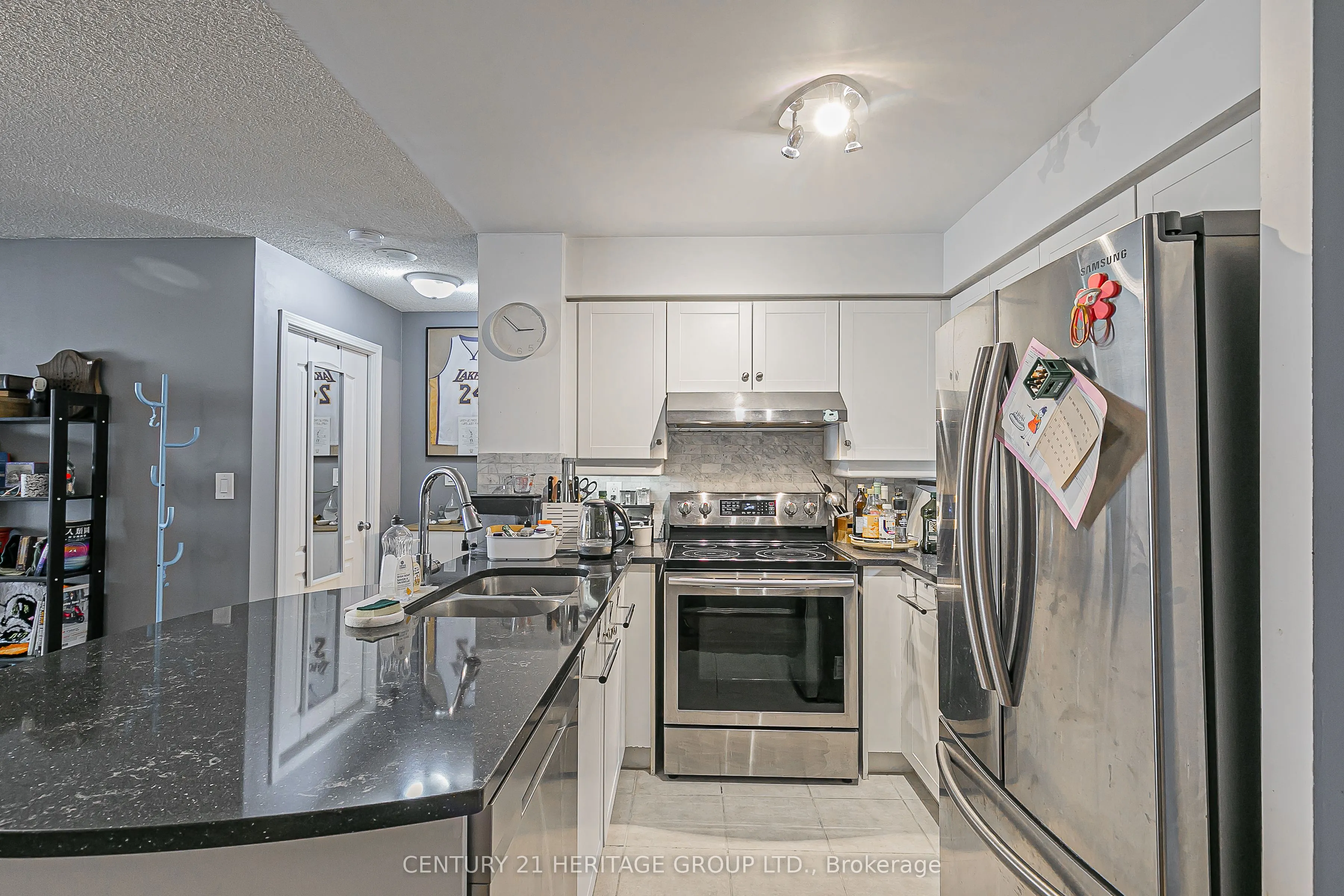 8 Rean Drive, #404