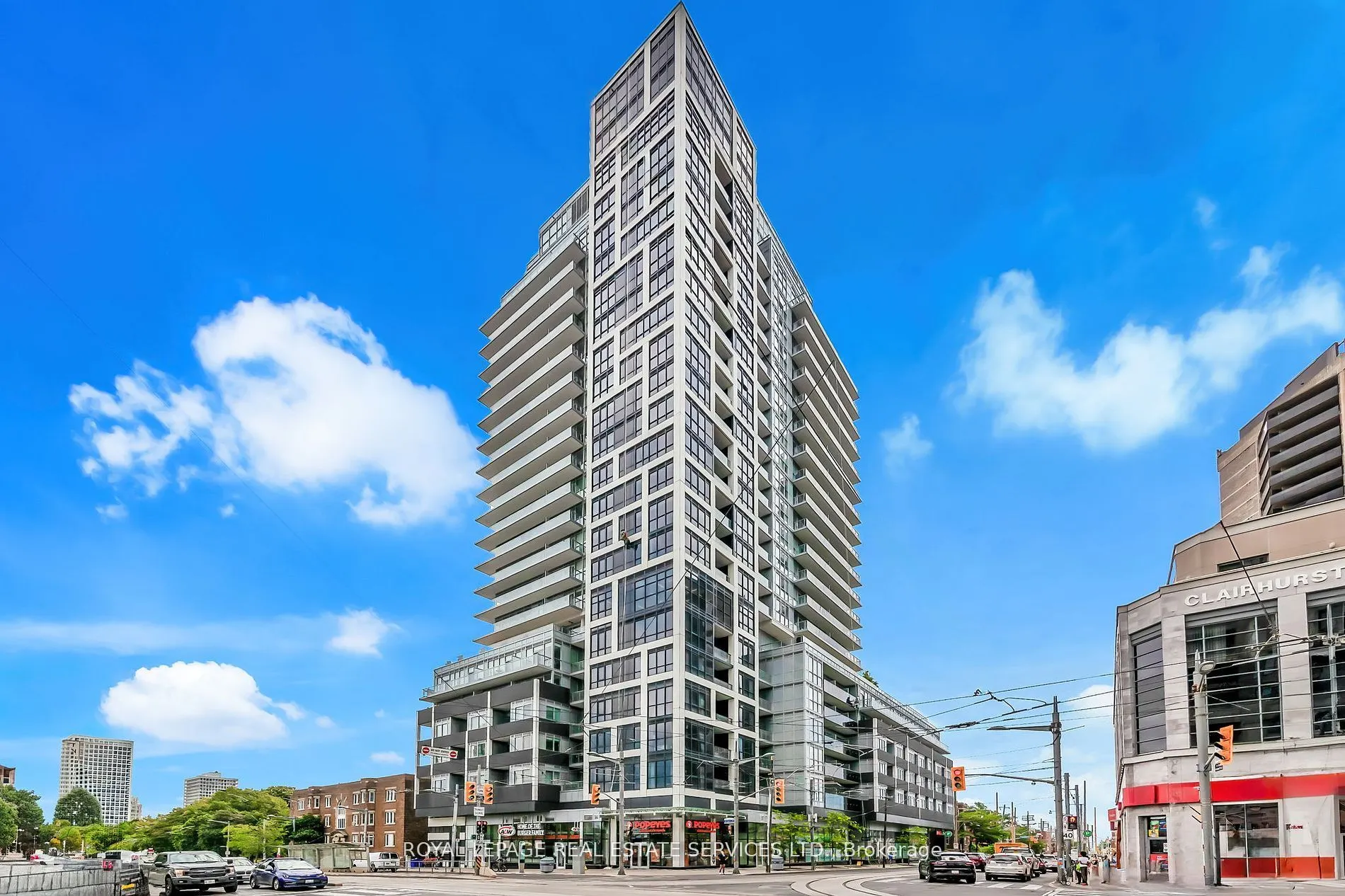 501 St Clair Avenue W, #905