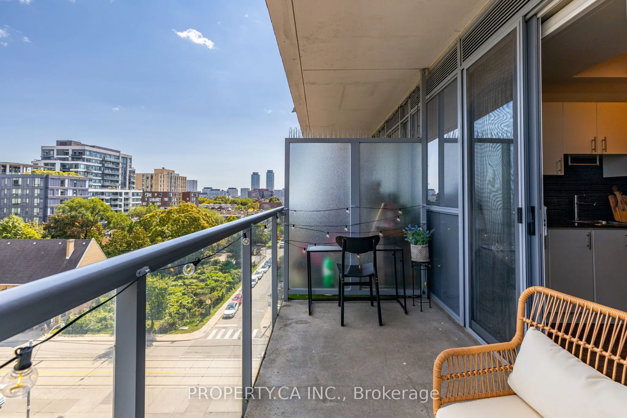 25 Cole Street, #720