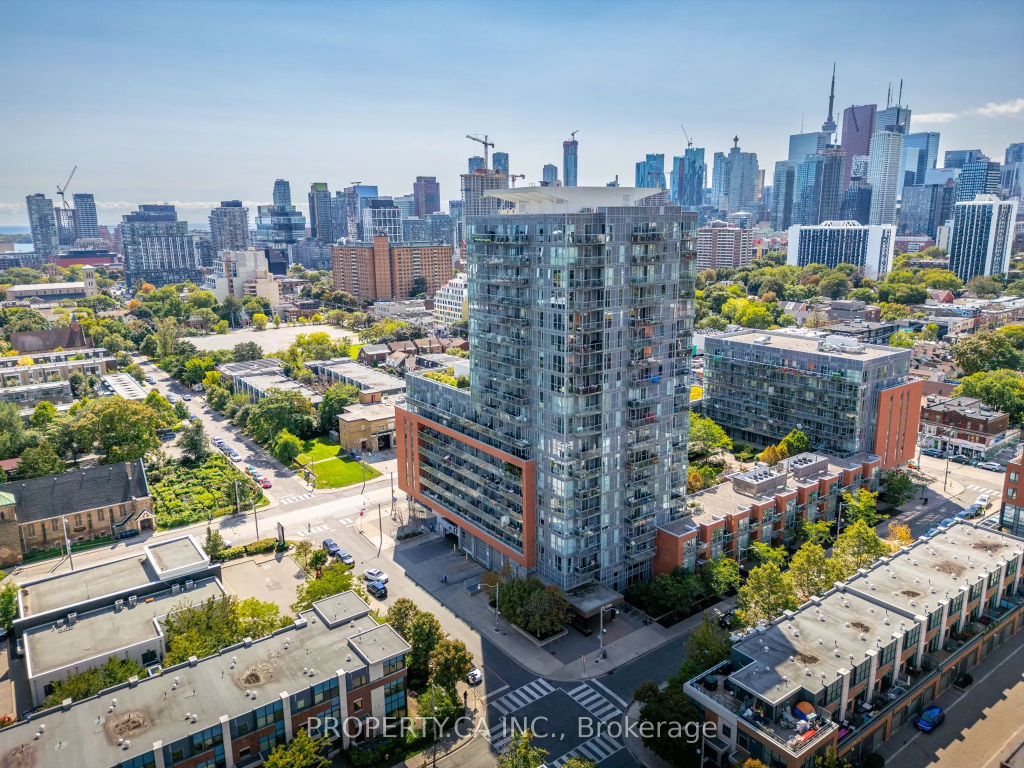 25 Cole Street, #720
