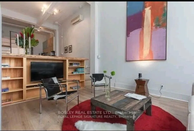 264 Seaton Street, #201