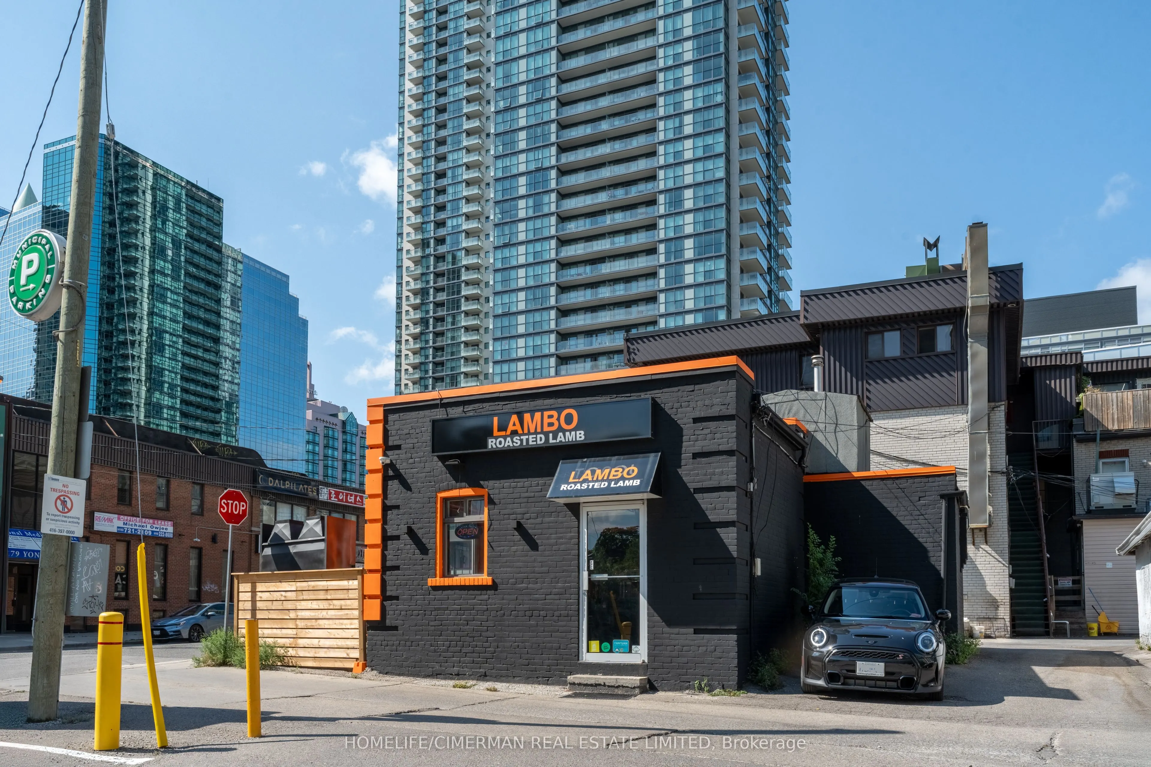 8 Kingsdale Avenue