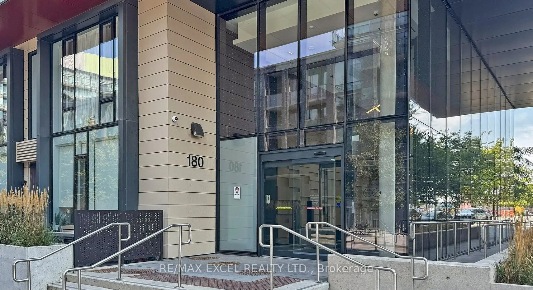 180 Mill Street, #S801