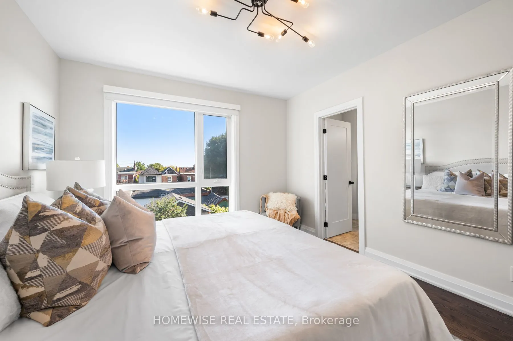 17 Earnscliffe Road
