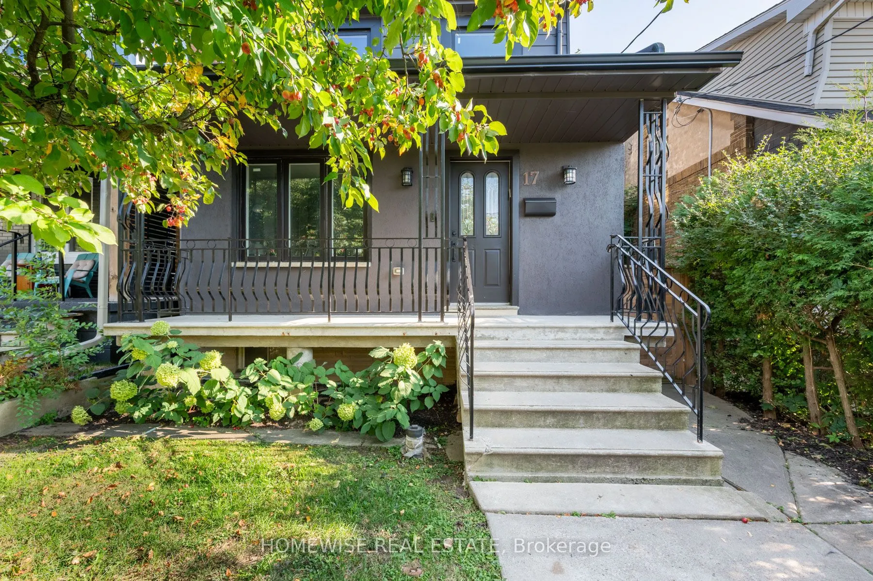 17 Earnscliffe Road