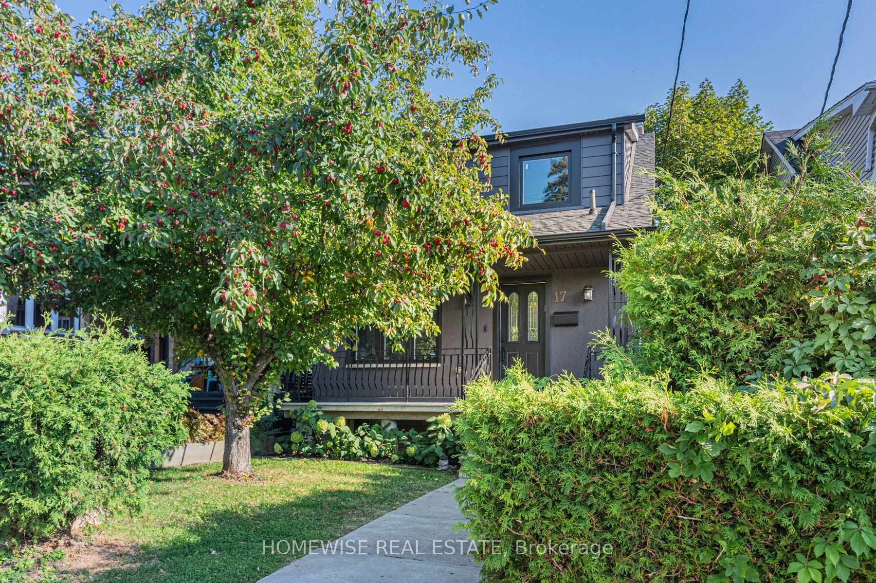 17 Earnscliffe Road
