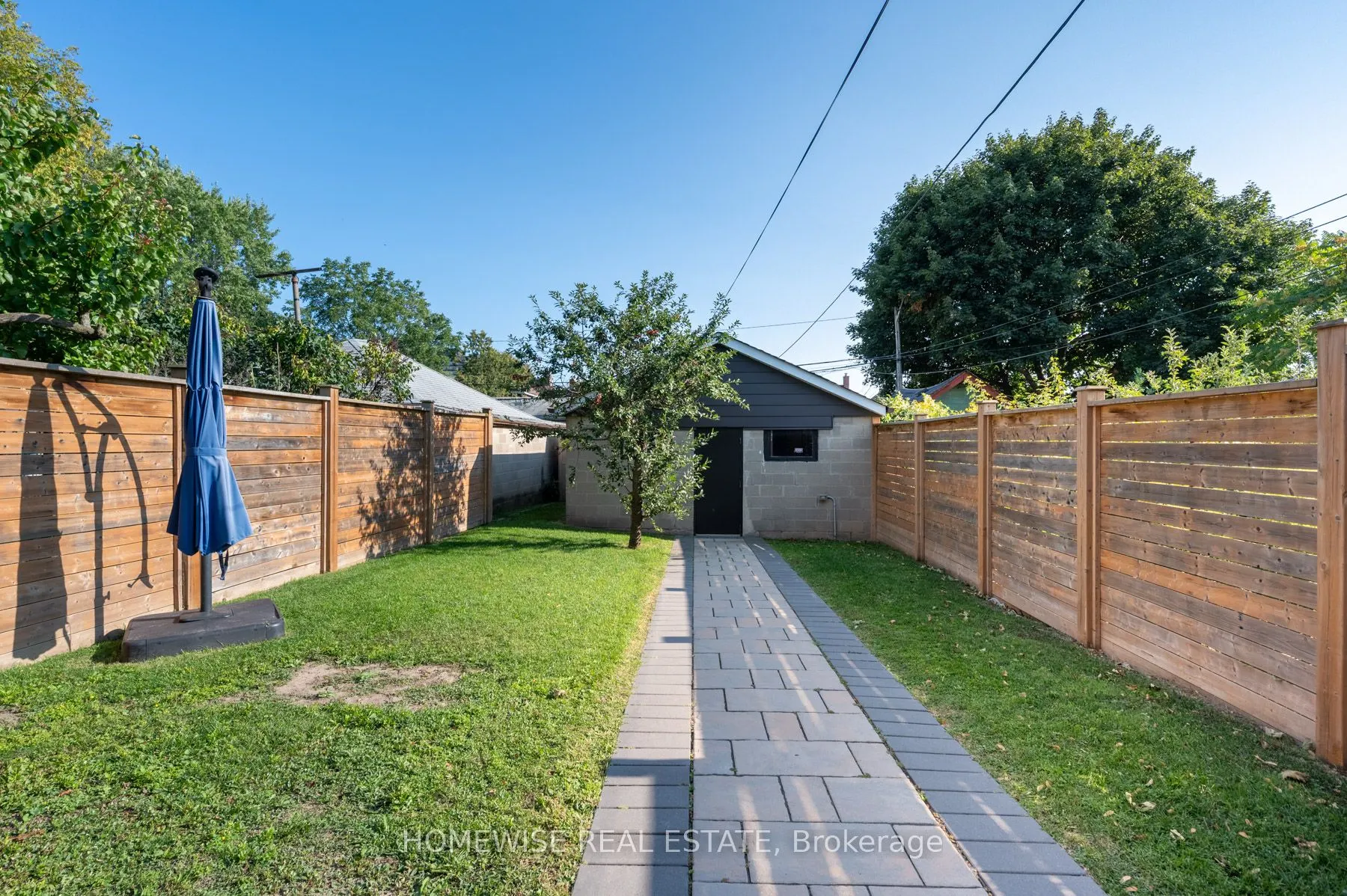 17 Earnscliffe Road