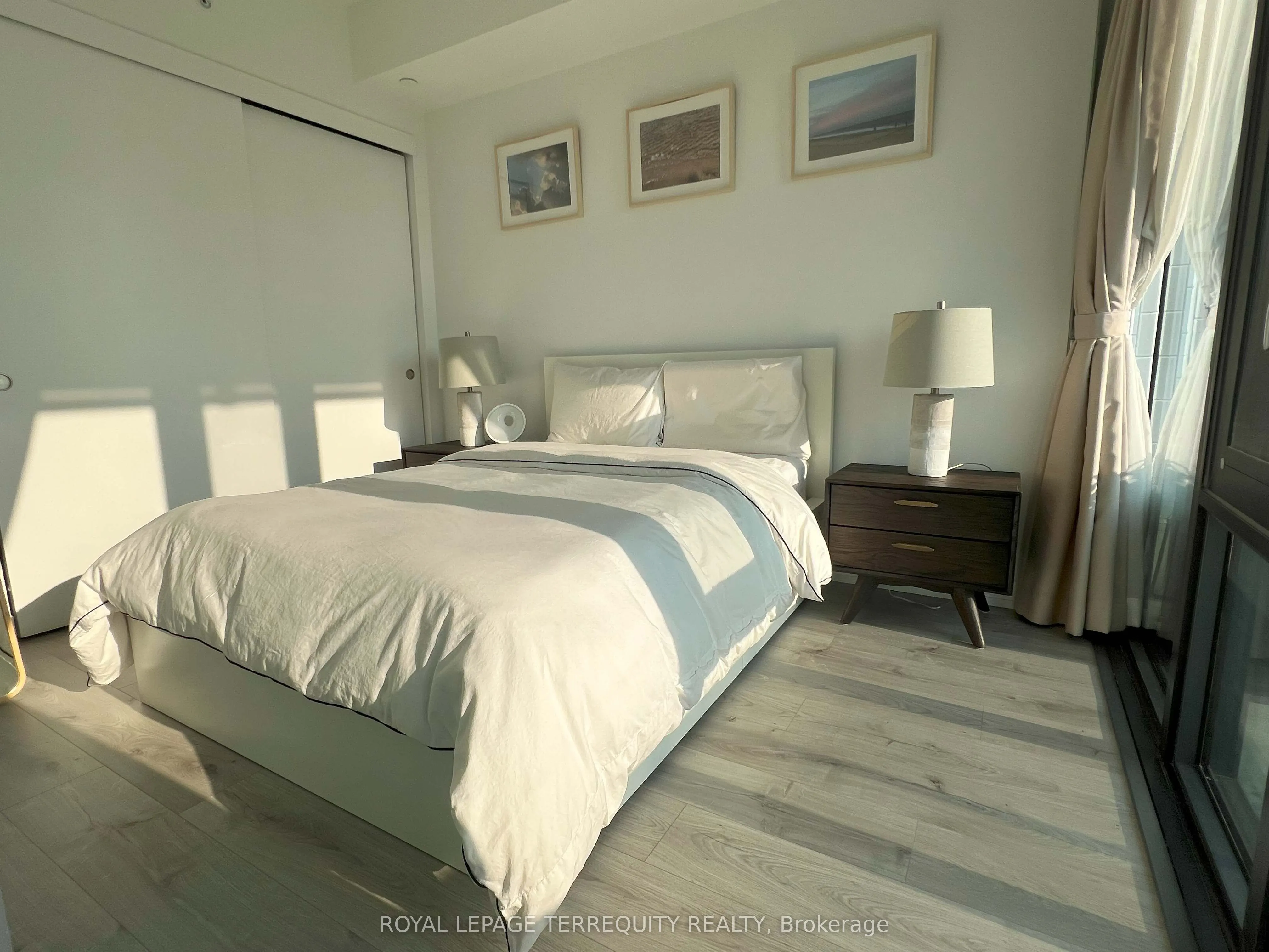 161 Roehampton Avenue, #3912