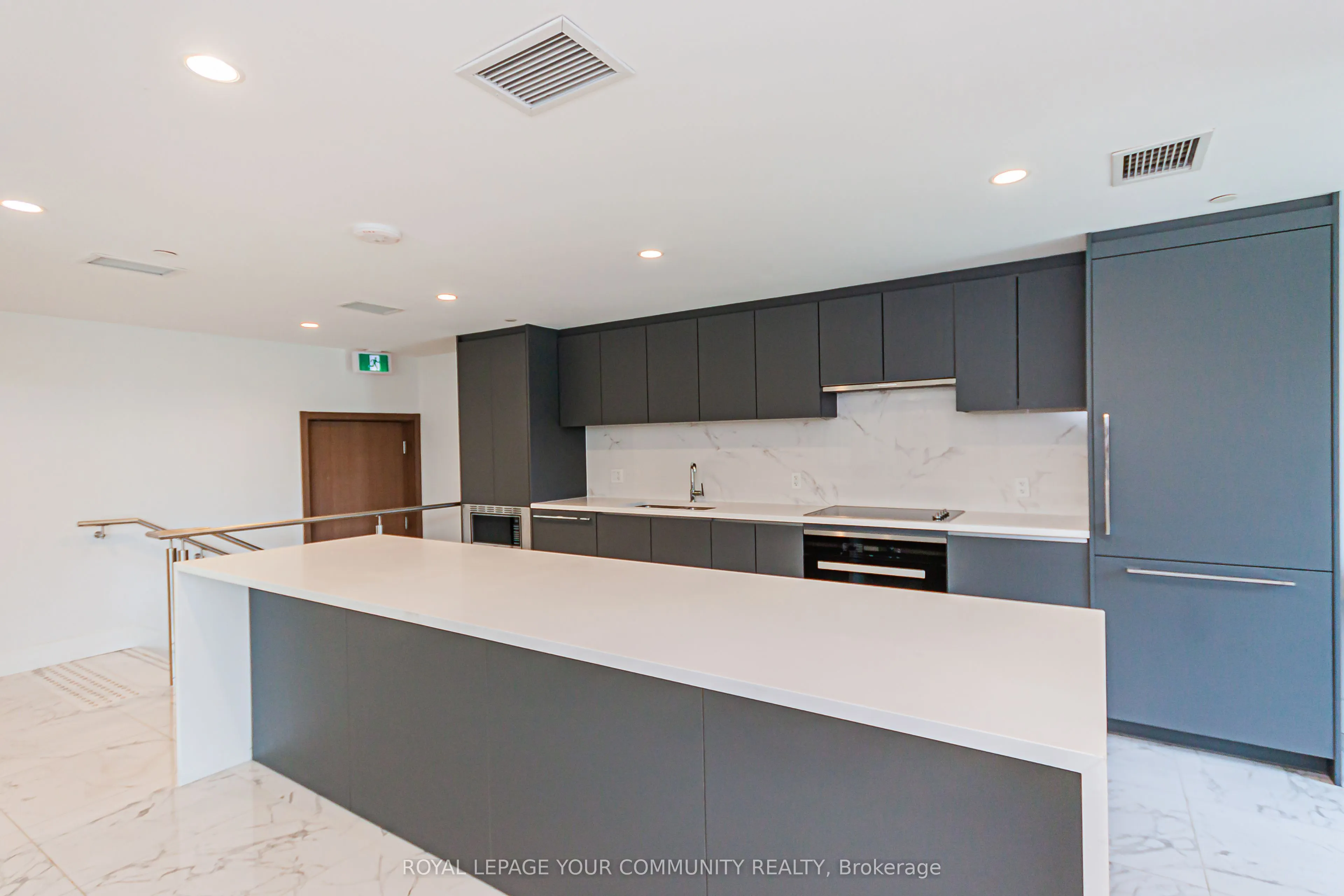 27 McMahon Drive, #1801