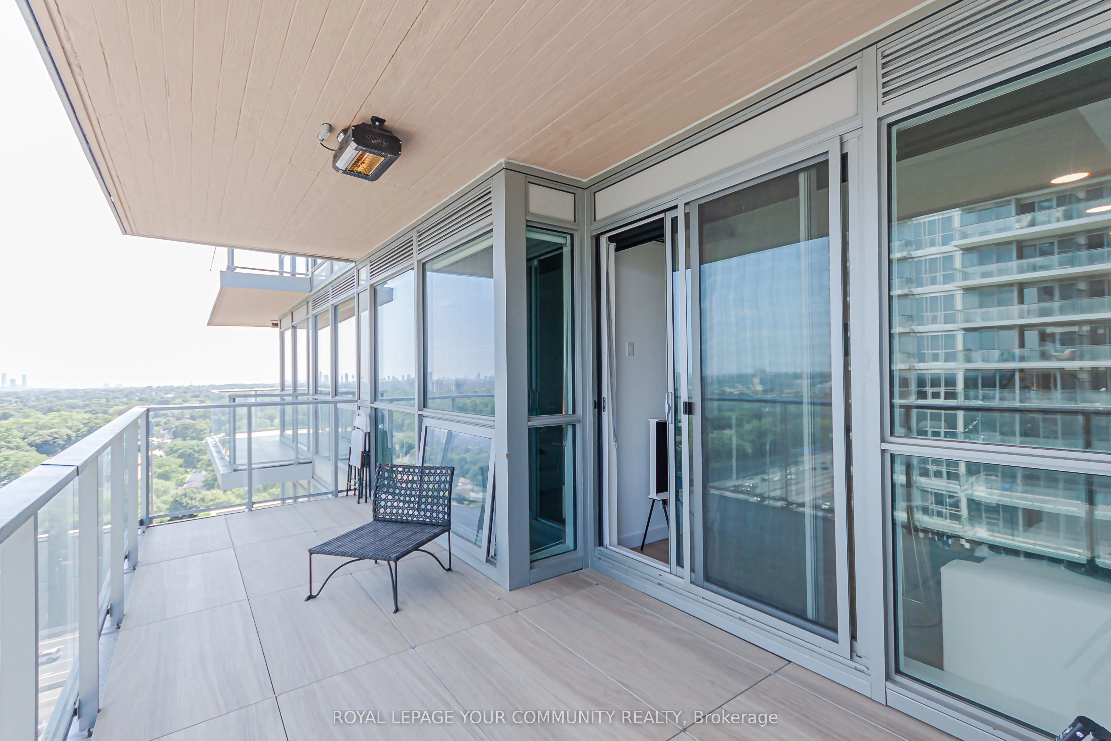 27 McMahon Drive, #1801