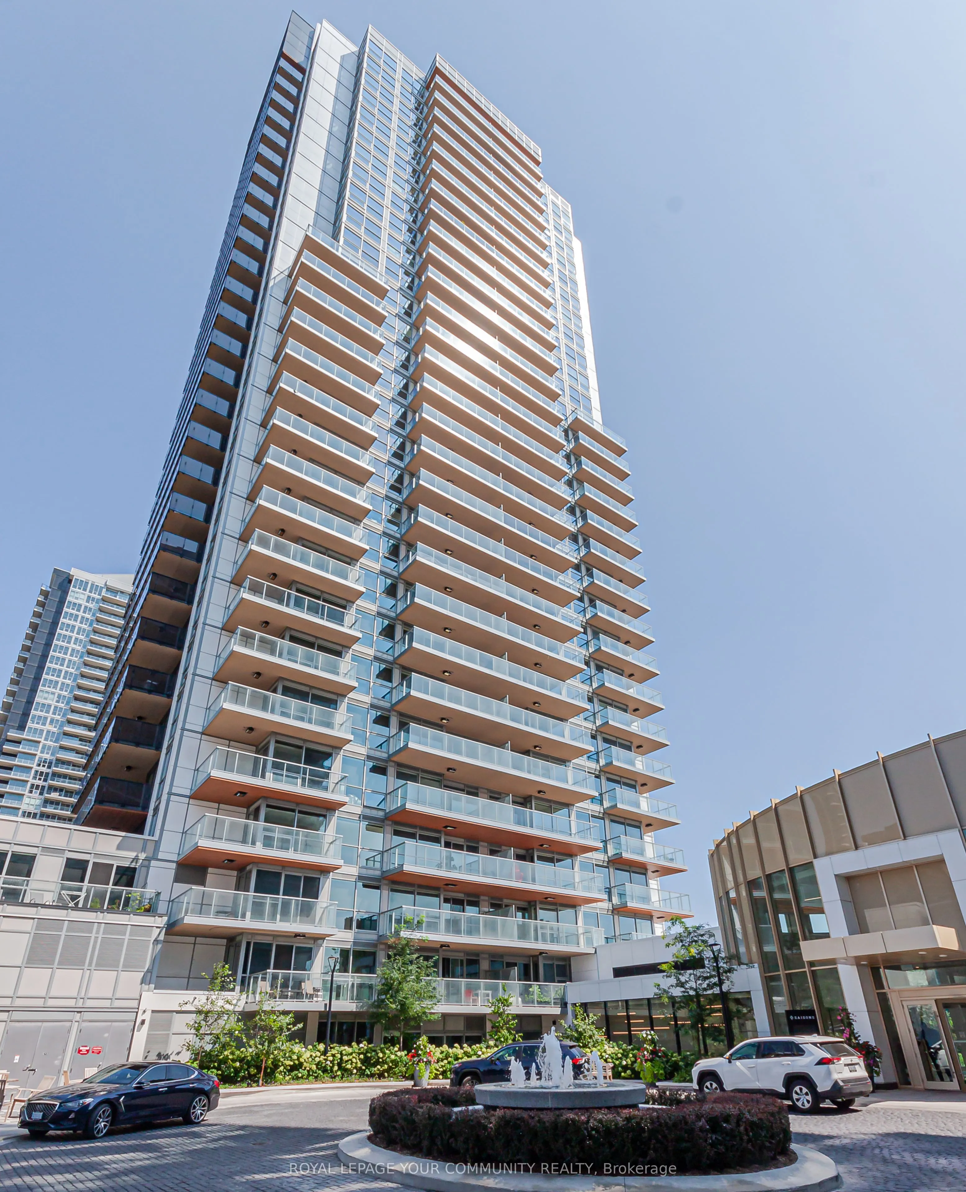27 McMahon Drive, #1801