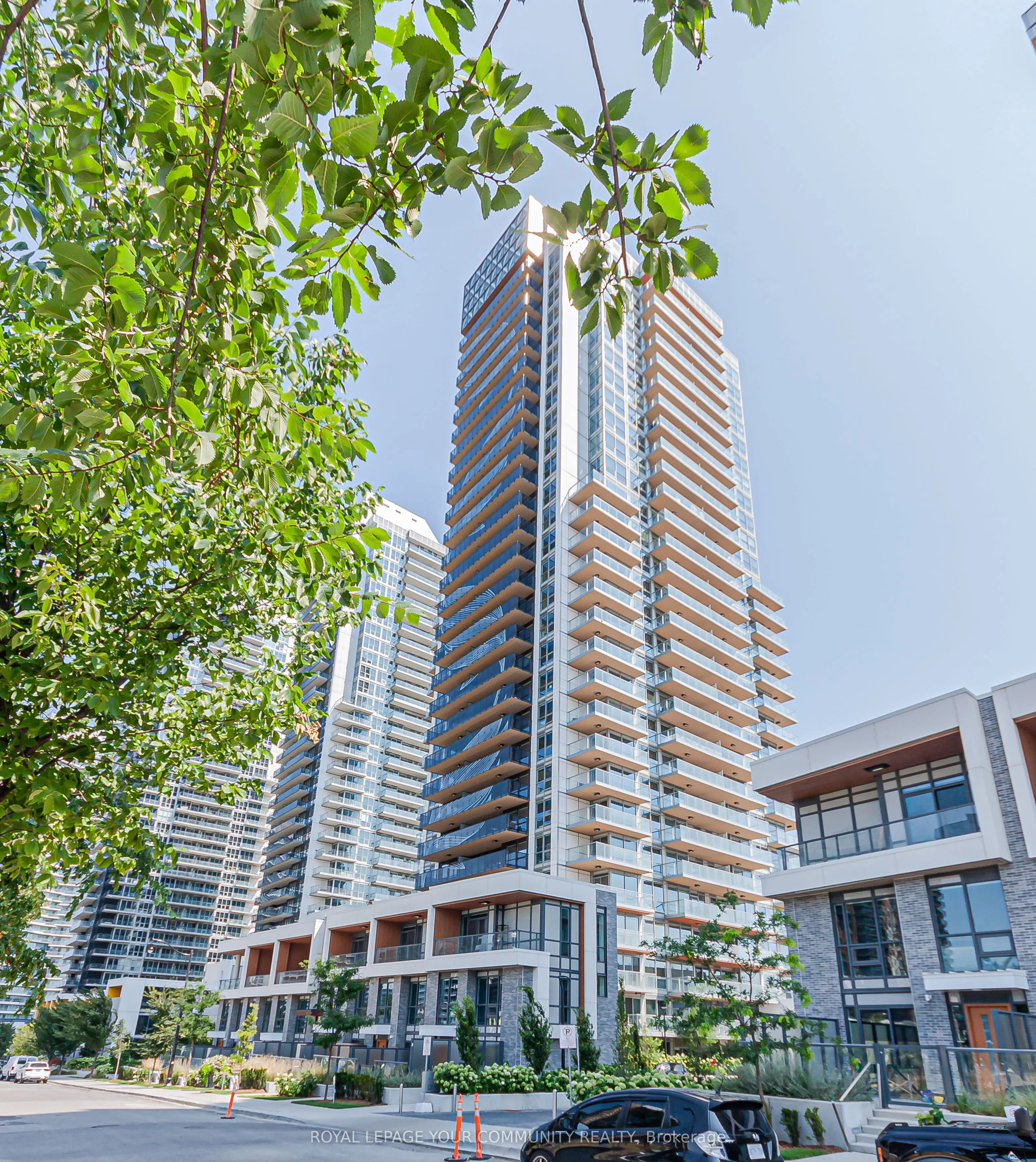 27 McMahon Drive, #1801