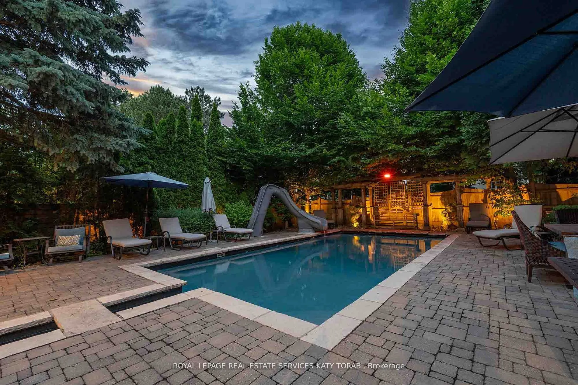 135 Buckingham Avenue
